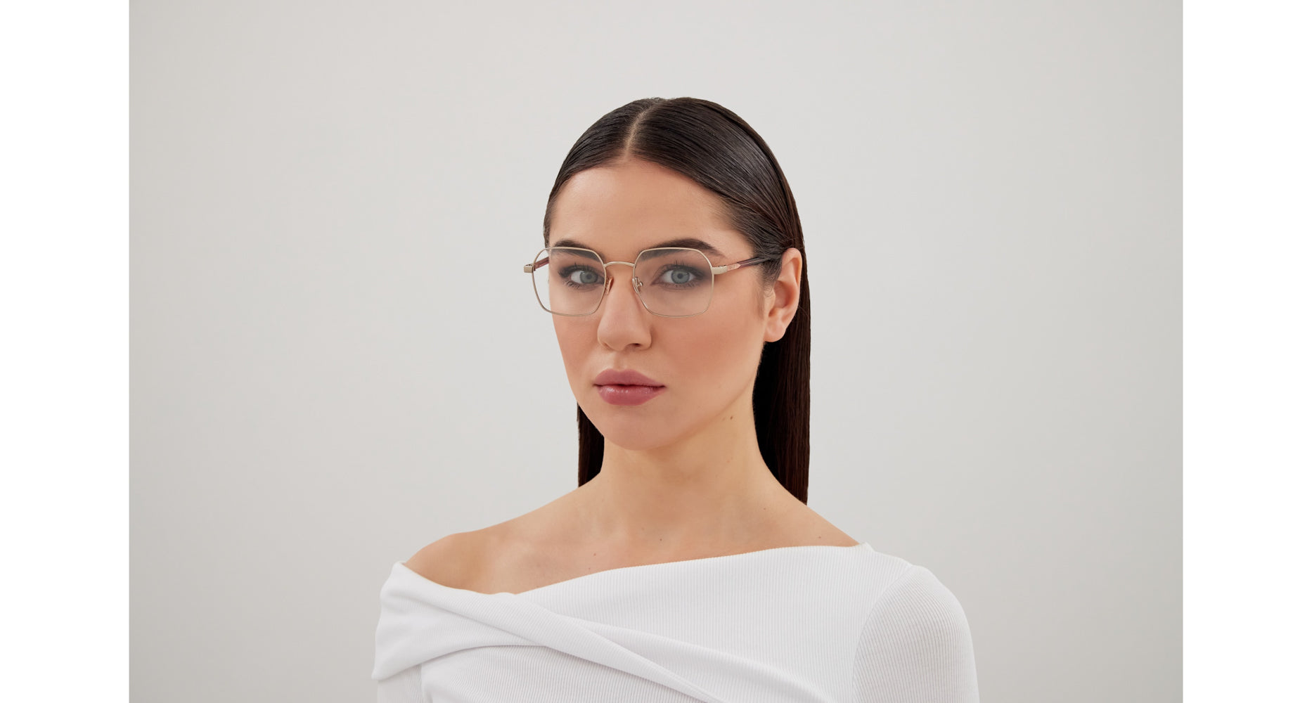 Chloe CH0268O Sunglasses - Stylish UV Protection Shades for Women - Perfect for Outdoor Activities, Beach, and Driving
