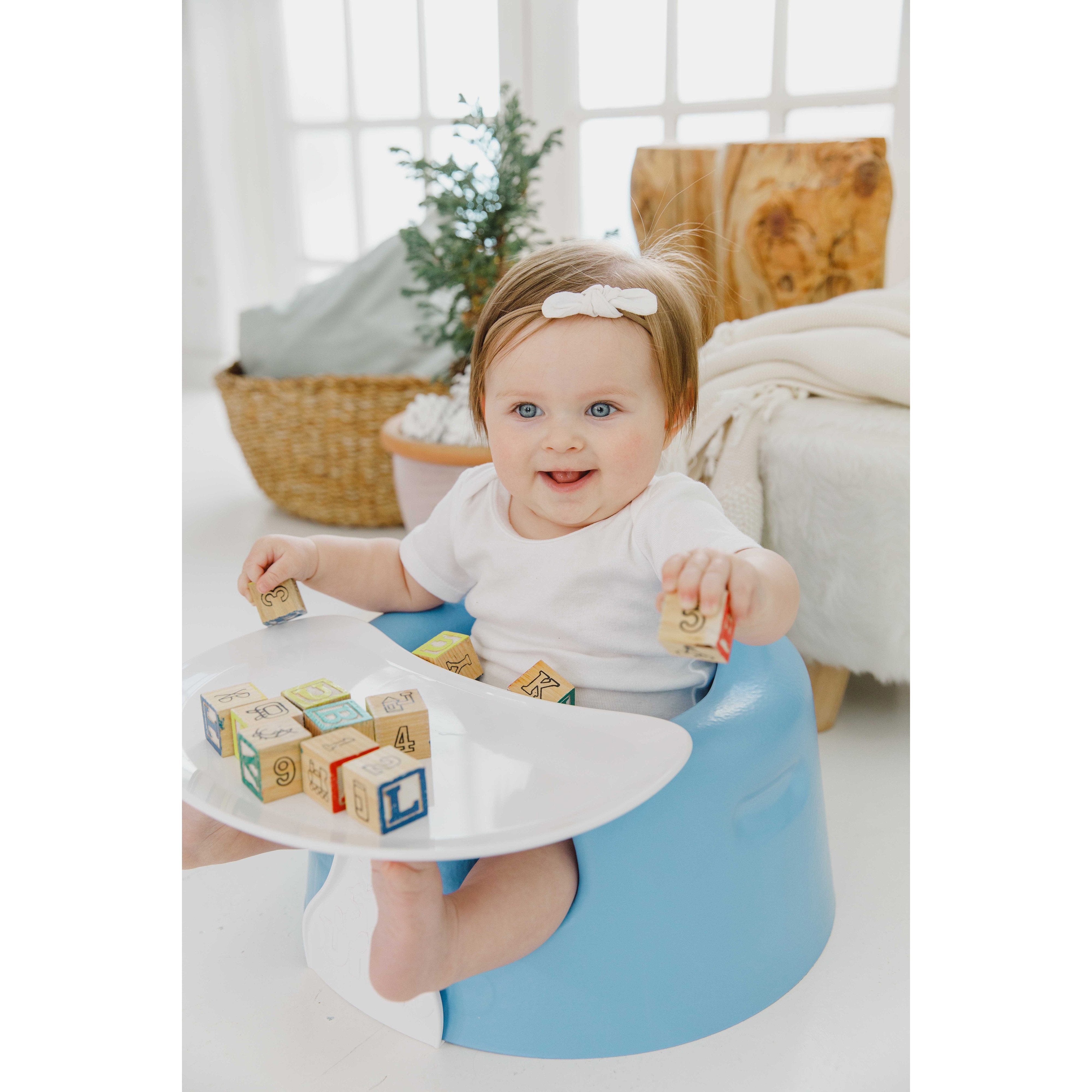 Bumbo Floor Seat for Babies - Soft, Supportive & Safe Baby Chair in Blue - Perfect for Playtime, Feeding & Learning to Sit
