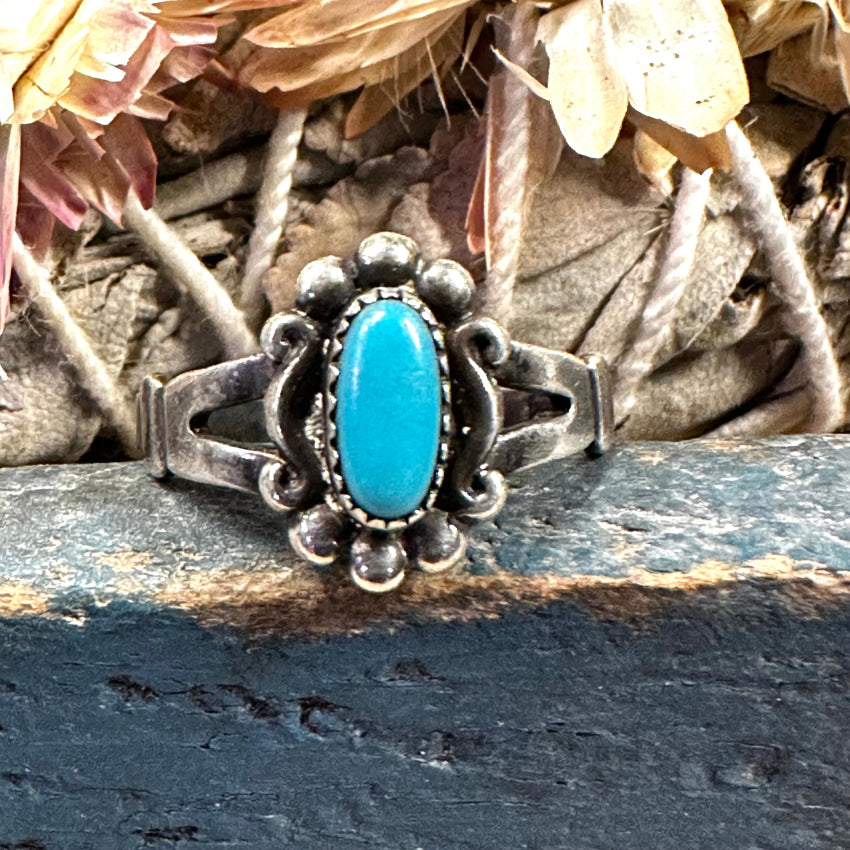 Turquoise Ring for Women - Sterling Silver Size 6 - Handmade Native American Jewelry - Perfect for Gifts, Weddings & Boho Fashion