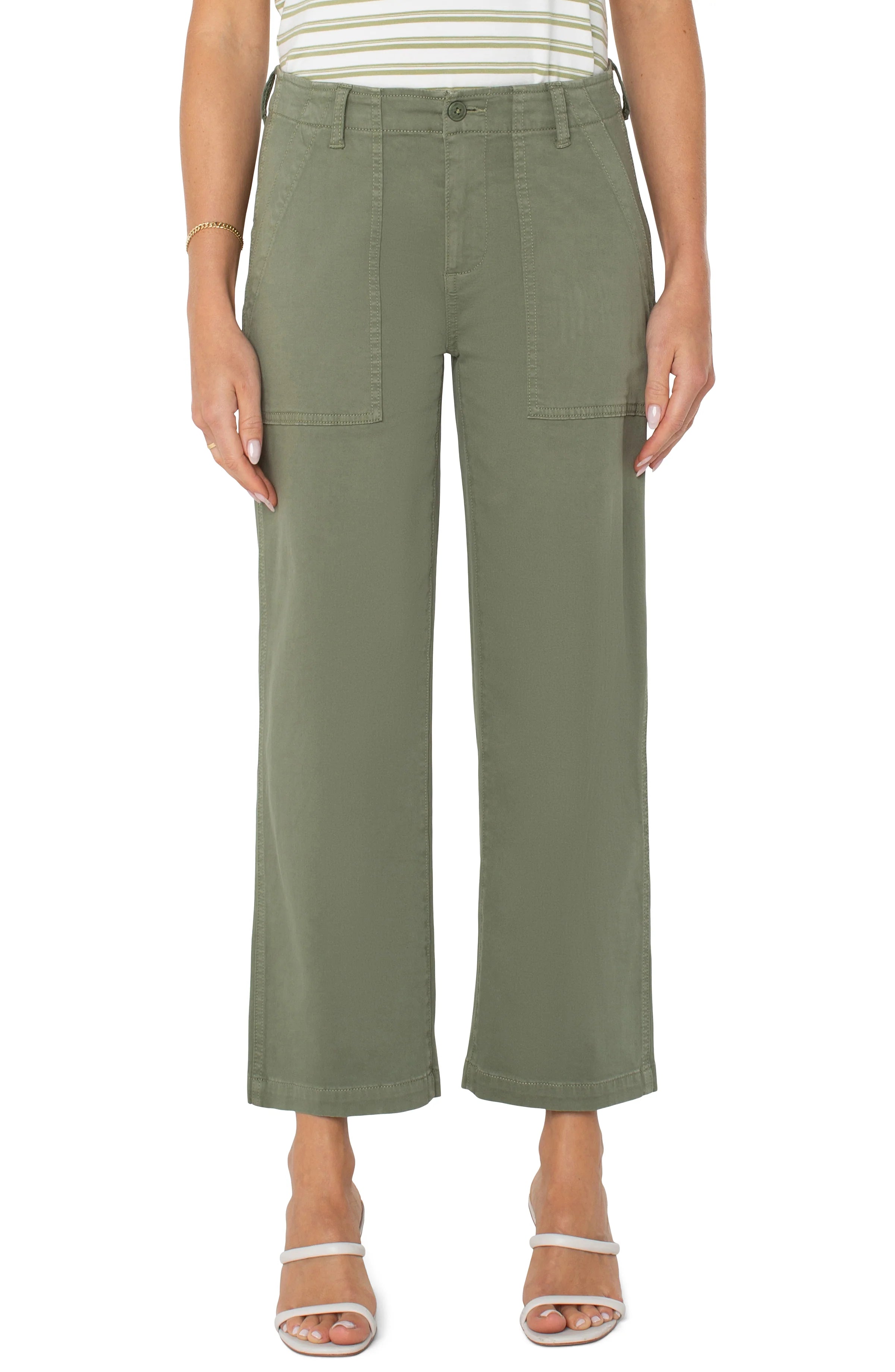 Women's High Waisted Cargo Crop Wide Leg Pants - Stylish & Comfortable for Outdoor Adventures, Travel & Casual Wear