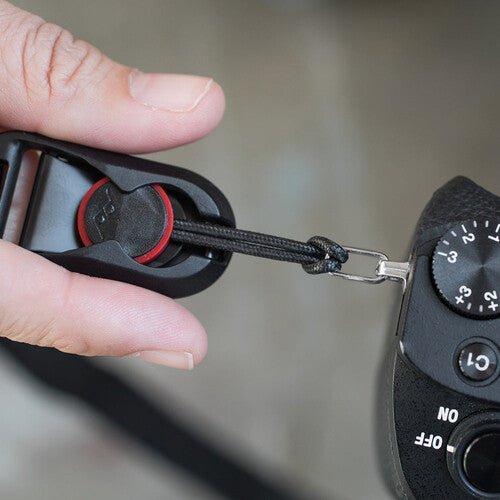 Peak Design Anchor Connector 4 Pack (Black) - Secure Camera Straps for DSLR, Mirrorless & Action Cameras - Perfect for Travel, Hiking & Outdoor Photography