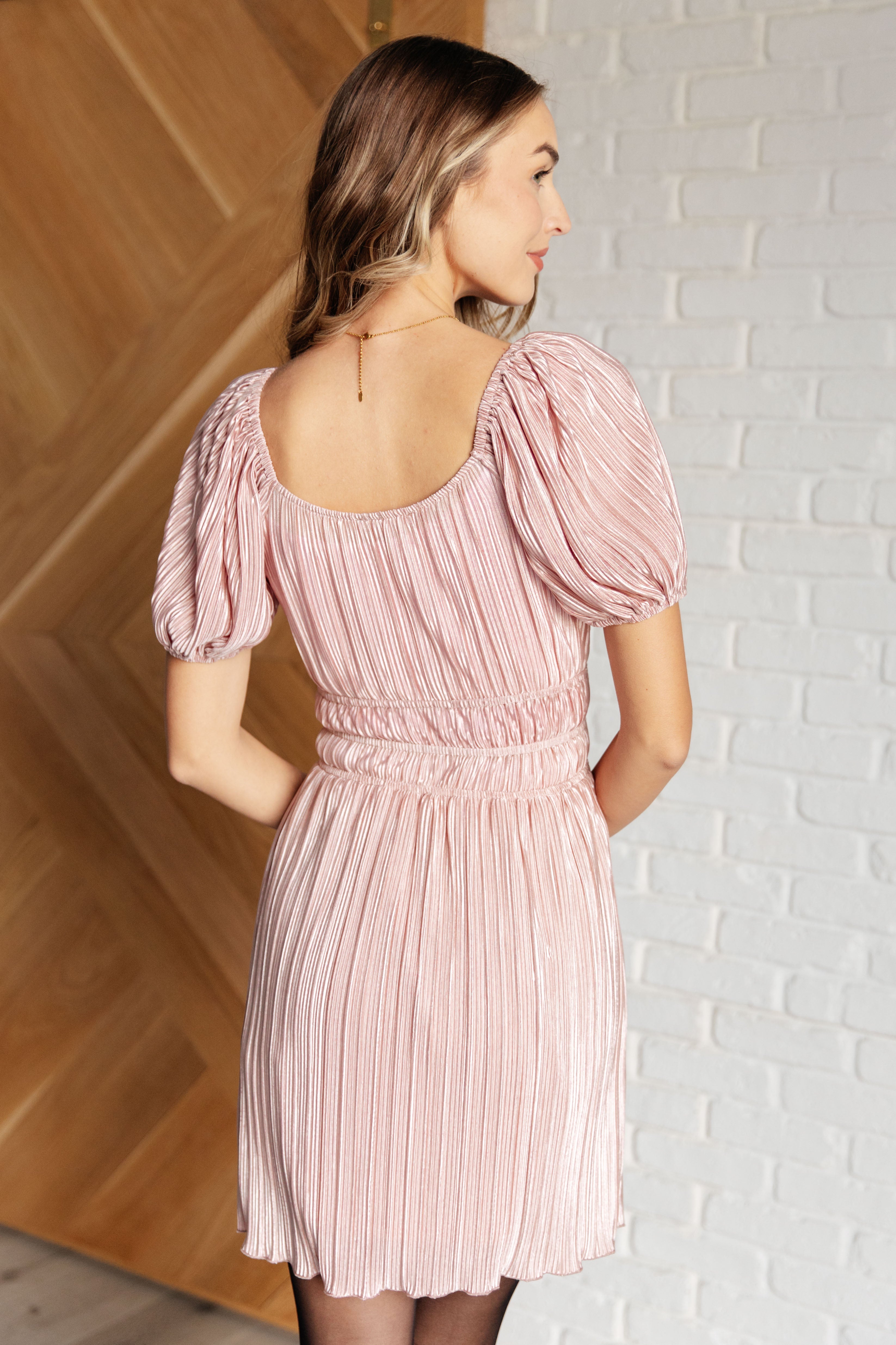Stylish Balloon Sleeve Dress for Women - Trendy Aesthetic Fashion for Parties, Weddings & Date Nights