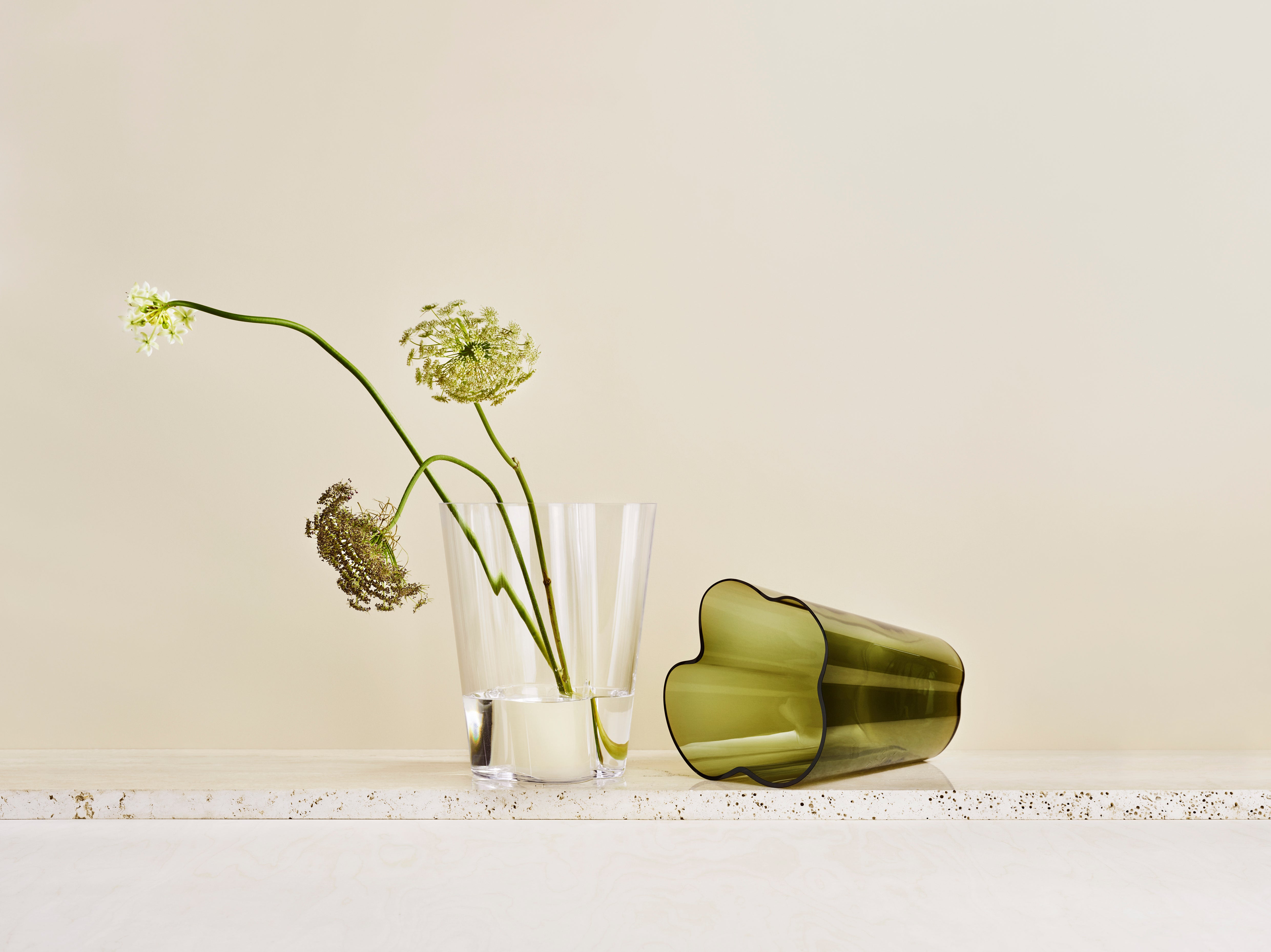 Aalto Vase - Clear Glass Flower Vase for Home Decor, Wedding Centerpiece & Modern Interior Design