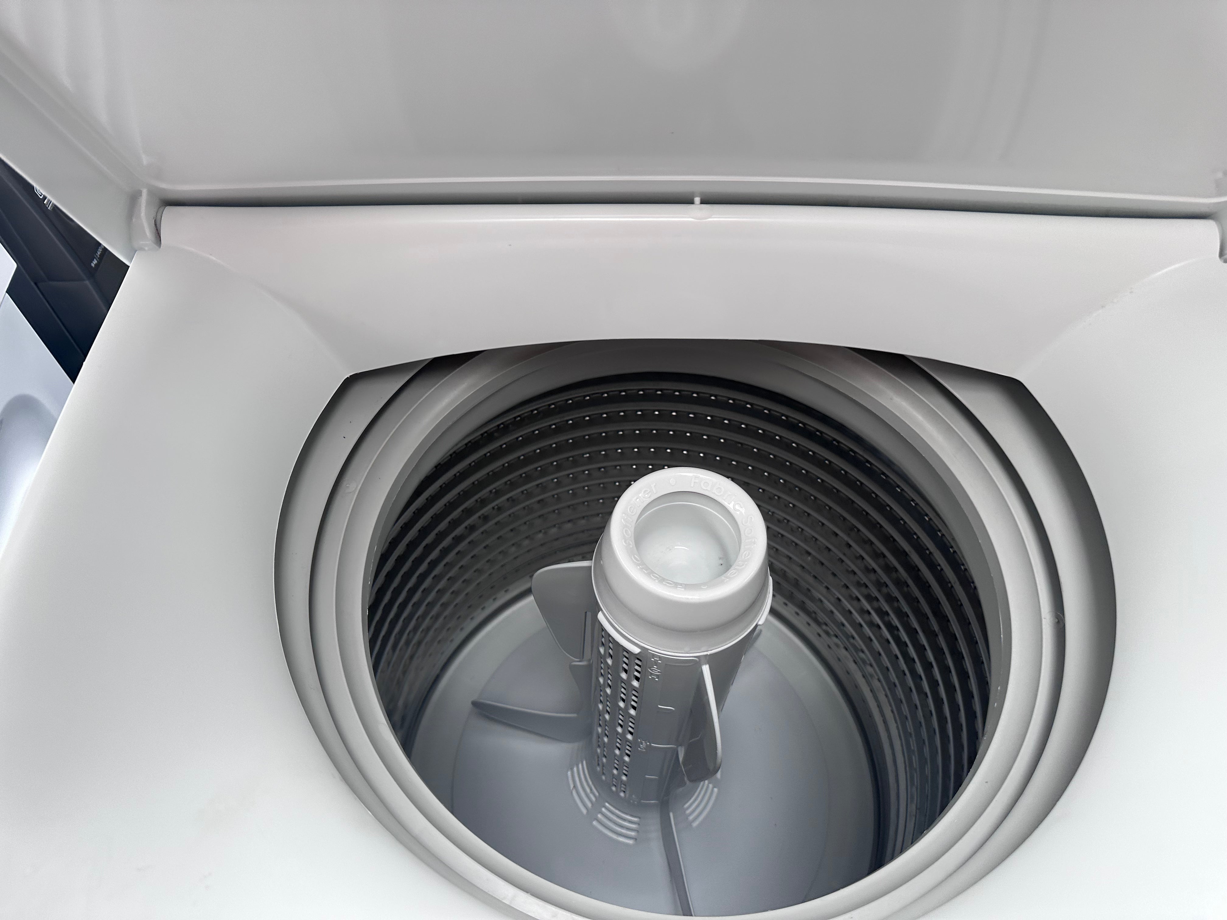 Fisher & Paykel 5.5kg Top Load Washing Machine - Certified Refurbished (Latest Model) | Perfect for Apartments, Laundromats & Small Spaces