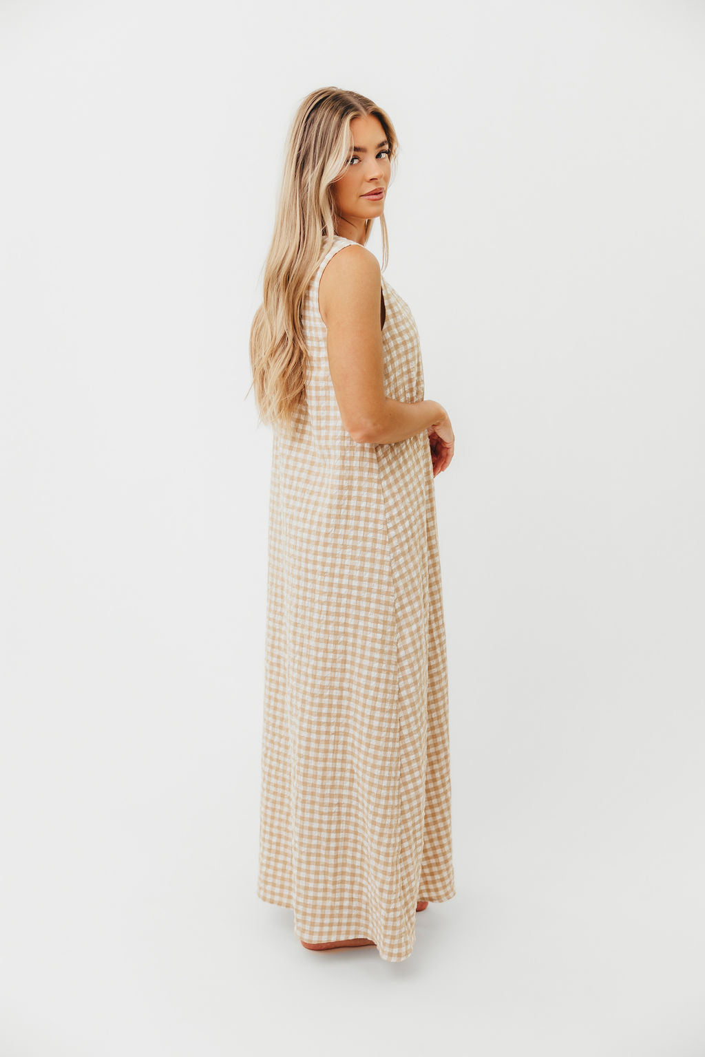 Ruthie Gingham Maxi Dress in Honey - Flowy Summer Dress for Women, Boho Chic Long Dress with Pockets, Perfect for Beach, Vacation & Outdoor Events