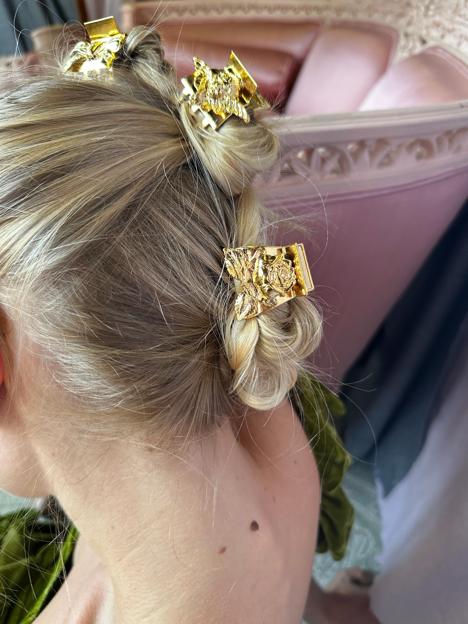 Field of Roses Hair Claw Clip - Elegant Floral Hair Accessory for Women & Girls | Perfect for Weddings, Parties & Everyday Hairstyles