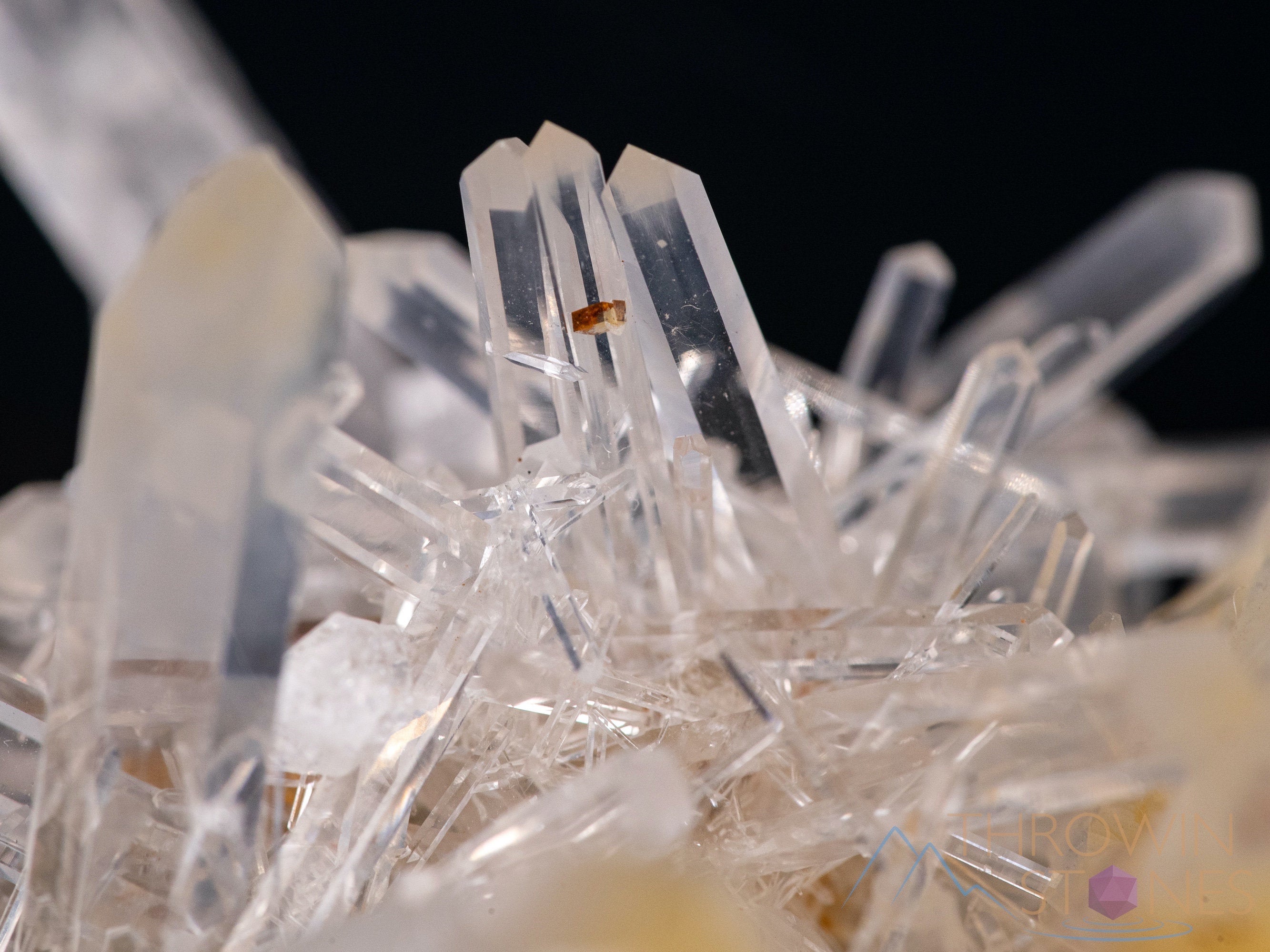 Natural Mango Quartz Crystal Cluster - Healing Stone for Home Decor, Housewarming Gift, Meditation & Energy Work (39219) | Perfect for Living Room Display, Office Feng Shui & Spiritual Practices