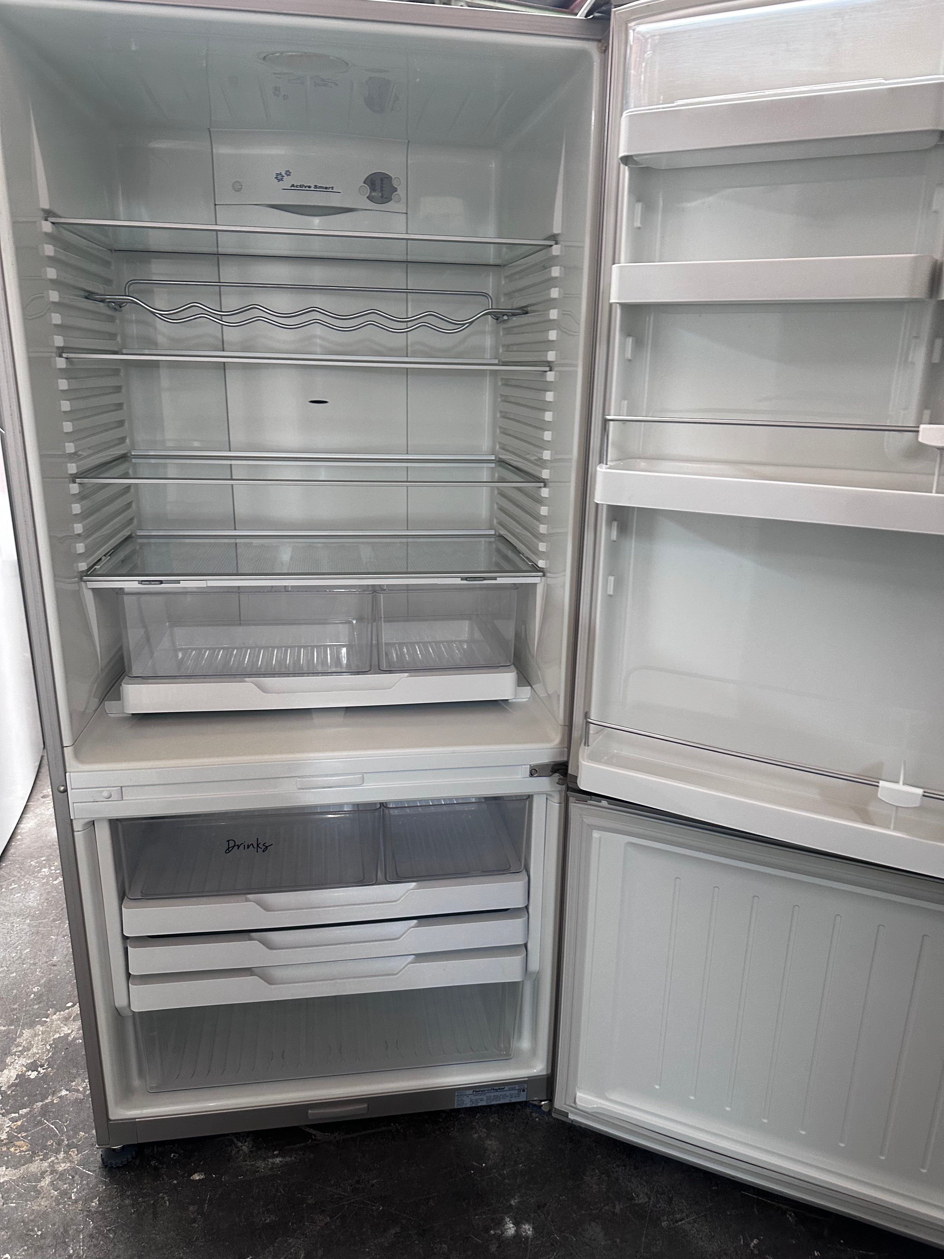 Fisher & Paykel 519L Stainless Steel Bottom Freezer Refrigerator - Energy Efficient, Quiet Operation | Perfect for Modern Kitchens, Restaurants & Small Businesses [Certified Refurbished]