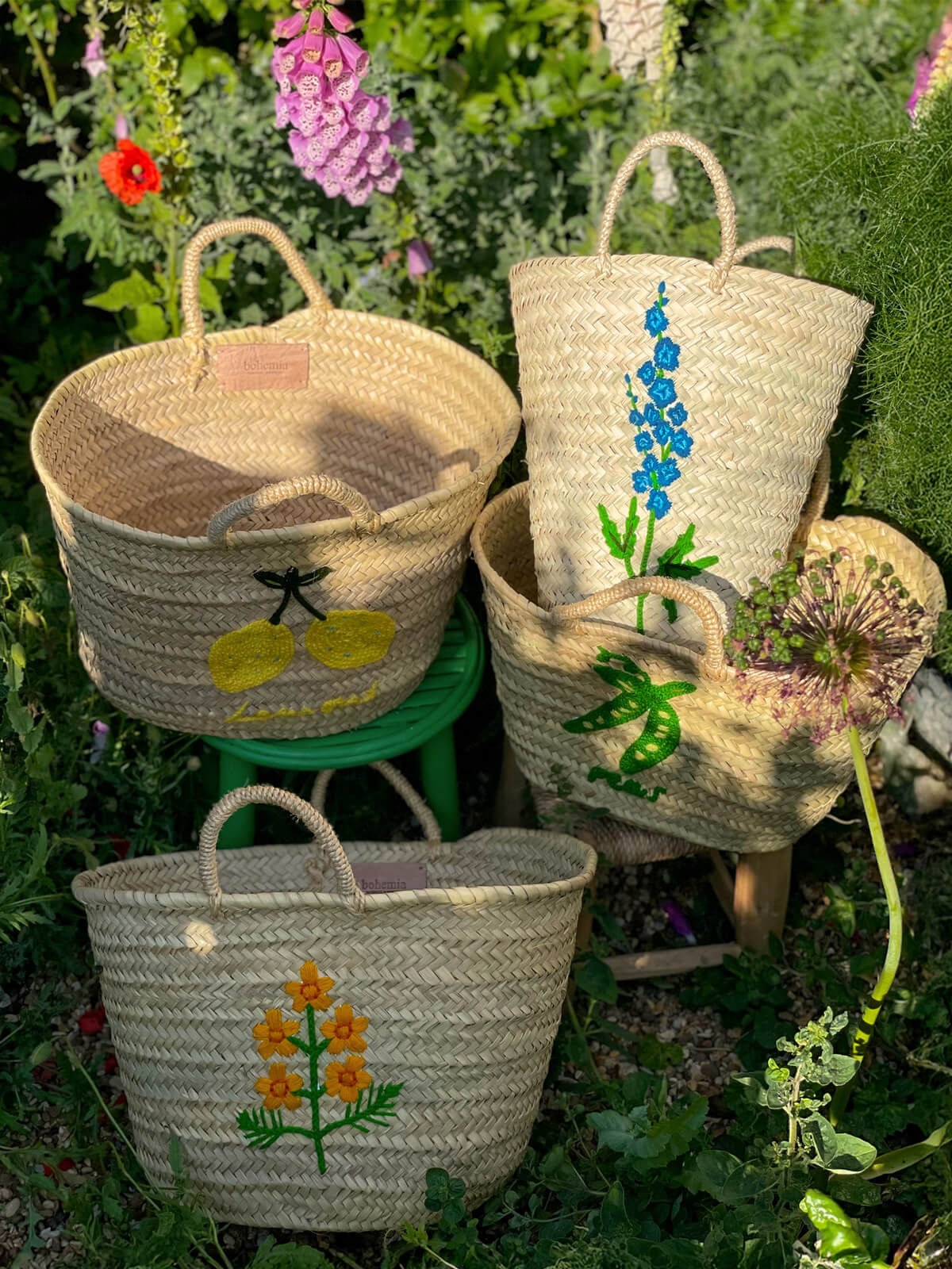 Hand Embroidered Cotton Market Basket with Peas Design - Eco-Friendly Grocery Tote for Farmers Market, Picnics & Beach Trips