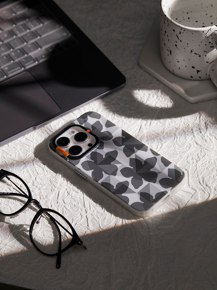 Checkered Blossom Phone Case - Grey | Trendy Protective Cover for iPhone & Samsung | Perfect for Everyday Use, Travel & Gifting