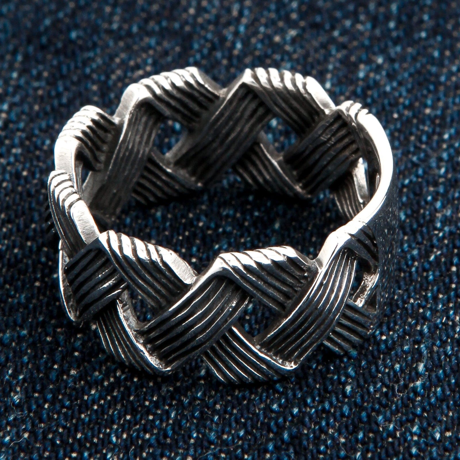 Handmade Wave Knot Sterling Silver Band Ring for Women - Boho Chic Jewelry for Everyday Wear & Special Occasions