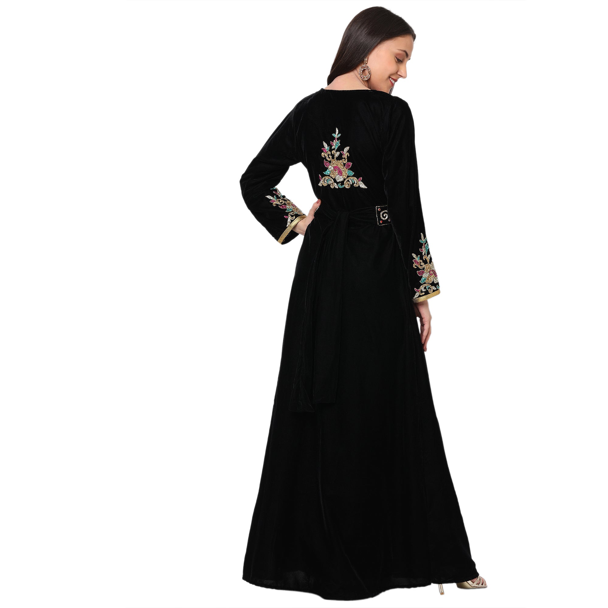 Custom Embroidered Takchita Gown for Women - Elegant Moroccan Kaftan Dress for Weddings & Special Occasions | Perfect for Bridal Showers, Henna Parties & Evening Events