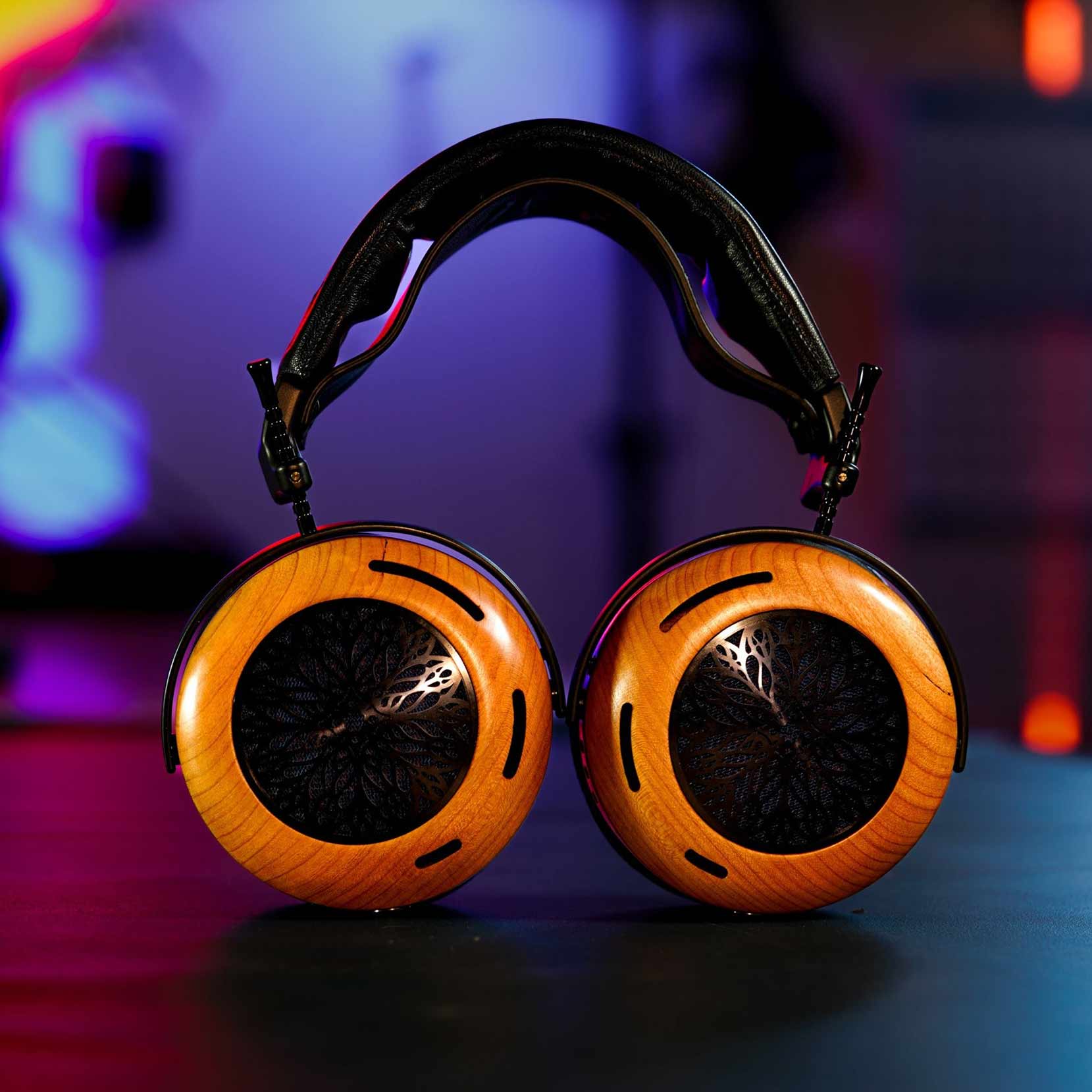 ZMF Atrium 2024 Open-Back Headphones with Magnesium Upgrade - Premium Audiophile Headphones for Music Production & Gaming (Pre-Owned)