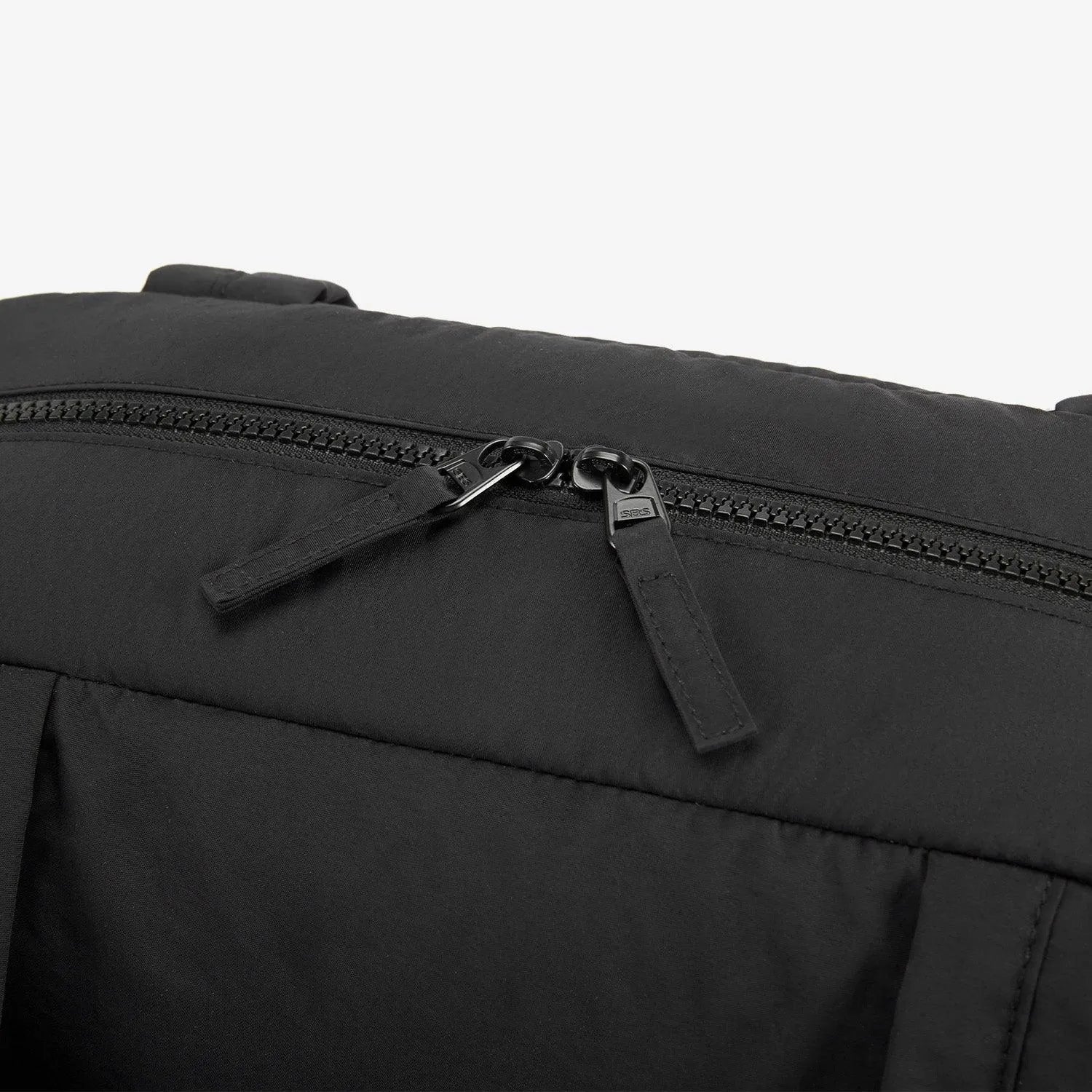 Waterproof Gym Duffle Bag for Men & Women - Large Sports Travel Duffel with Shoe Compartment - Perfect for Workout, Gym, Travel & Weekend Getaways