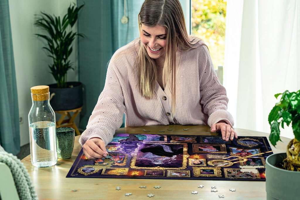 Ravensburger Disney Villainous Ursula 1000-Piece Adult Jigsaw Puzzle - 15027 | Perfect for Family Game Nights, Disney Fans & Puzzle Enthusiasts