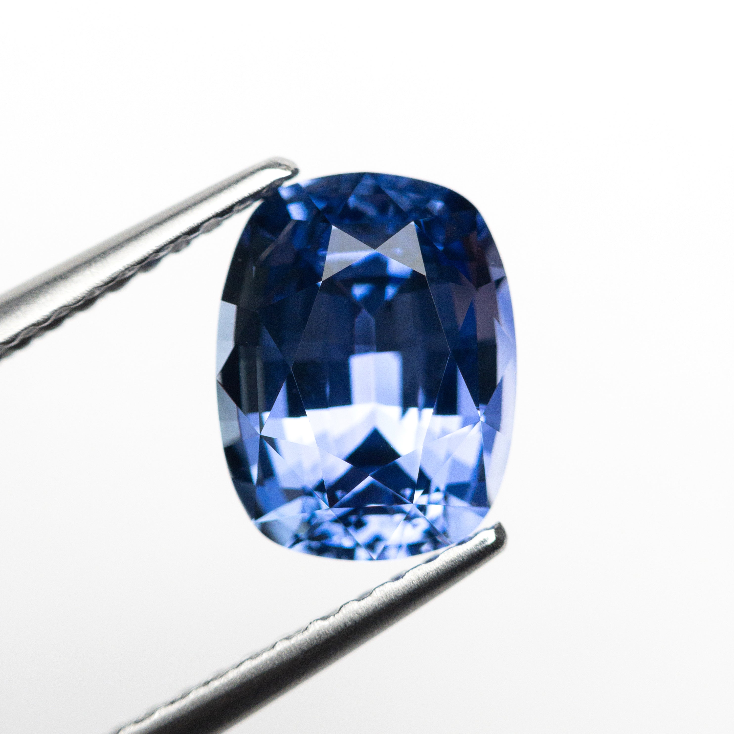 2.79ct Natural Cushion Cut Blue Sapphire Gemstone - 8.95x6.90x5.15mm Brilliant Faceted Loose Stone for Jewelry Making, Engagement Rings & Fine Collections