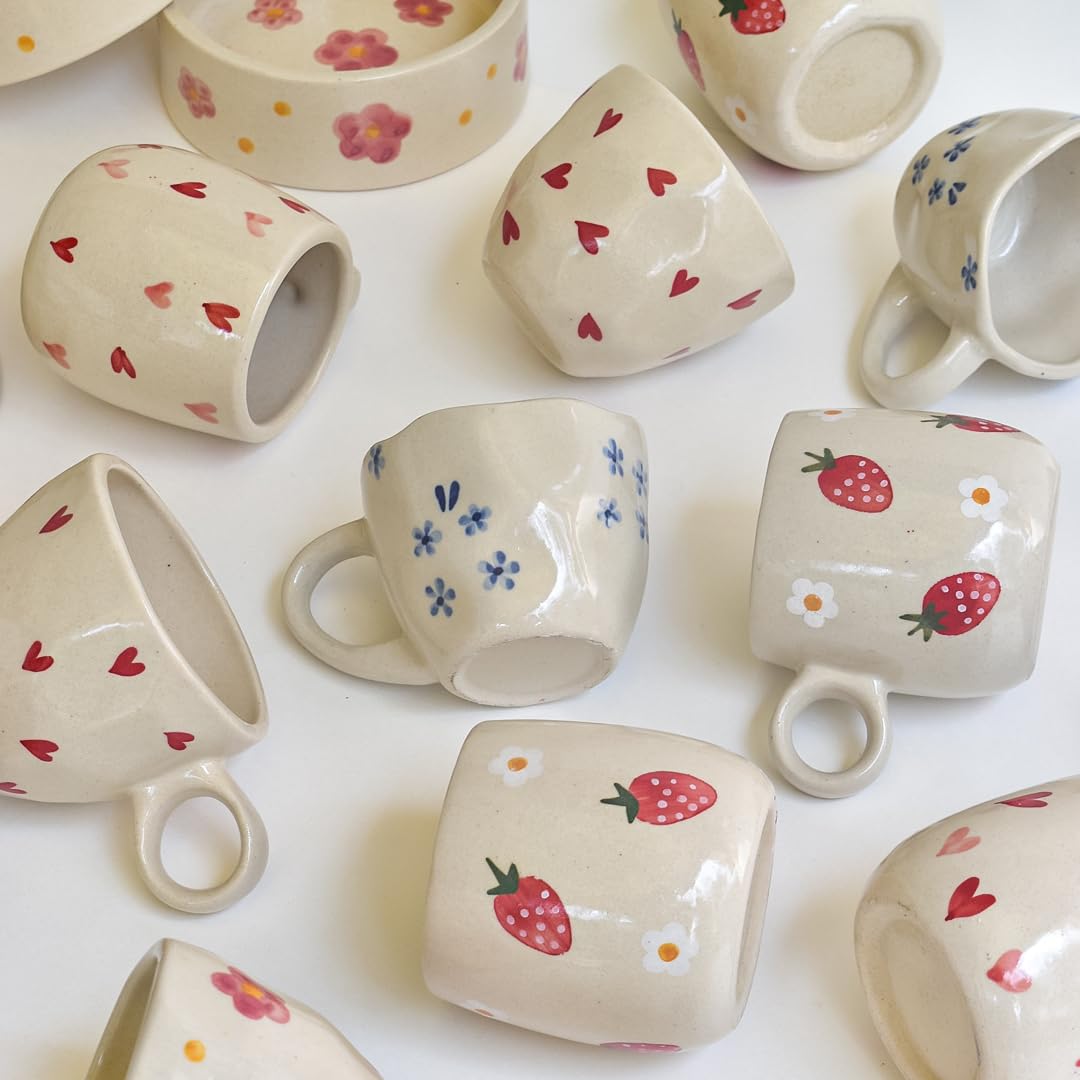 Handmade Strawberry Ceramic Mug - Microwave & Dishwasher Safe 250ml Coffee Tea Cup - Perfect Gift for Best Friend, Office, Home & Cafe Use