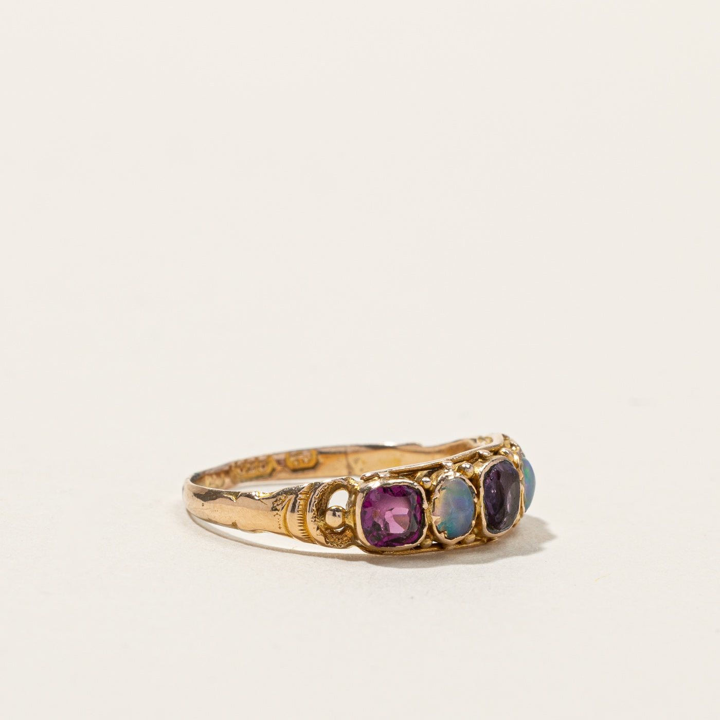 Vintage Multicolor Stone Ring - 0.20ctw Genuine Gemstone Jewelry - Size 6.5 - Perfect for Wedding, Anniversary & Special Occasion Gifts