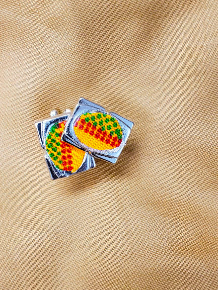 Elegant Kente Print Cufflinks DPCL250 - African Tribal Pattern Cuff Links for Men - Perfect for Weddings, Business Meetings & Formal Events