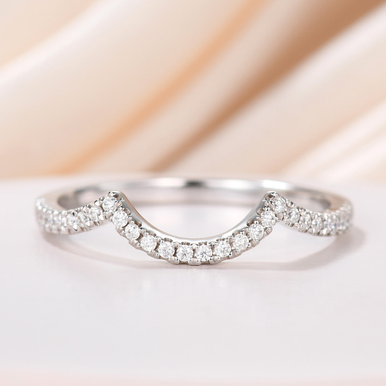 18K White Gold Natural Diamond Arched Accent Wedding Band - Elegant Bridal Ring for Engagement, Anniversary & Special Occasions