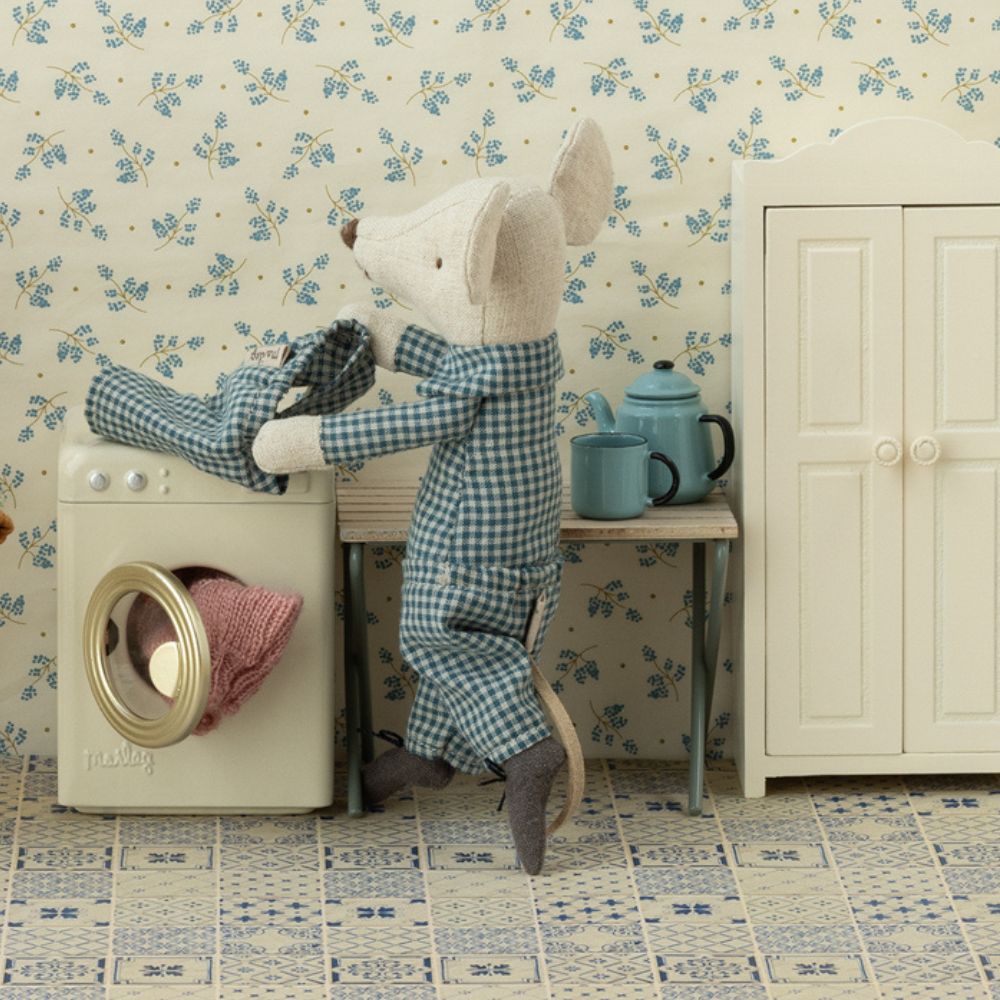 Maileg Miniature Toy Washing Machine for Kids - Pretend Play Laundry Set with Adorable Mouse Design - Perfect for Dollhouse & Role Play Games