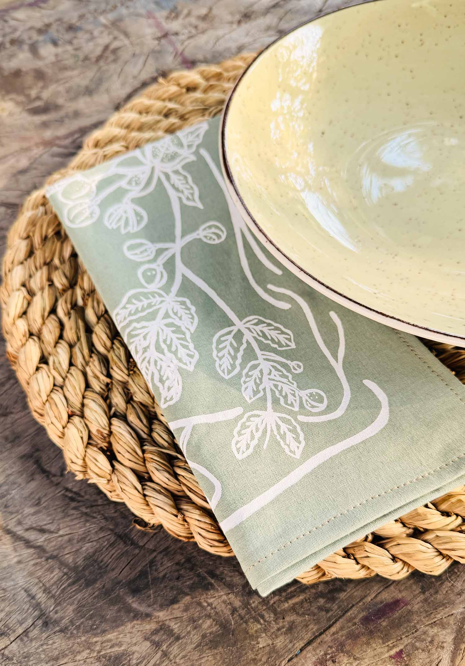 Masamba Floral Napkins Set of 6 - Sage Green Cotton Table Napkins for Dinner Party, Wedding, and Home Decor