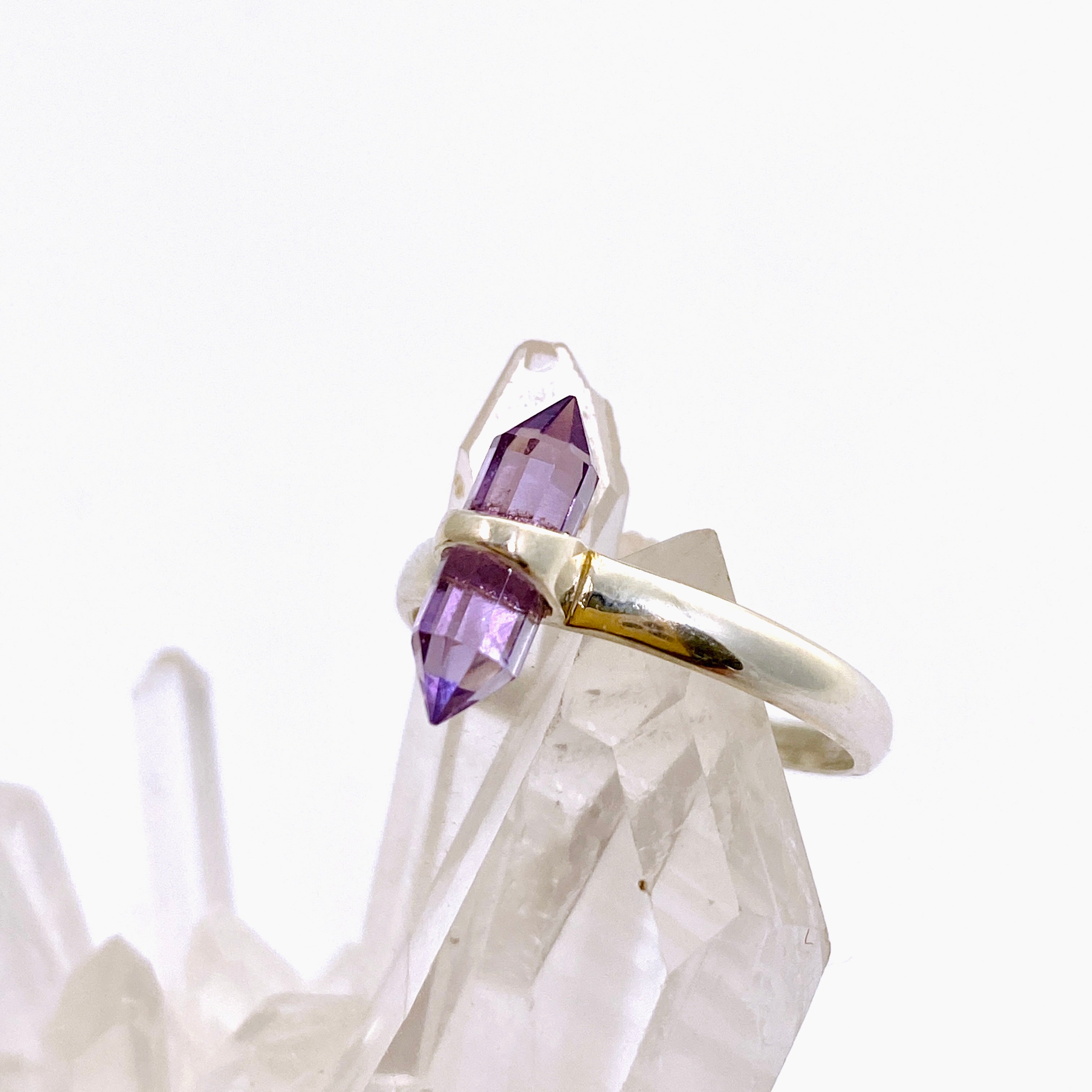 Natural Amethyst Double Point Ring - Healing Crystal Jewelry for Women - Perfect for Meditation, Energy Balancing & Spiritual Gifts