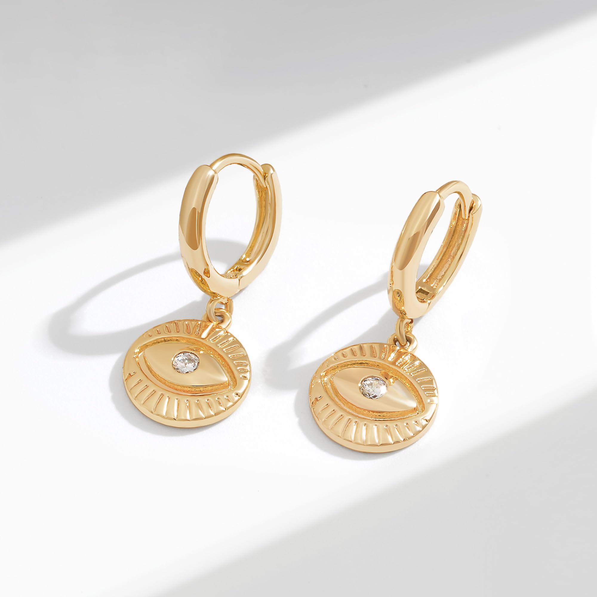 VACRONA 14K Gold Plated Heart Huggie Hoop Earrings for Women - Small Dainty Hoops for Everyday Wear, Gift Giving & Special Occasions