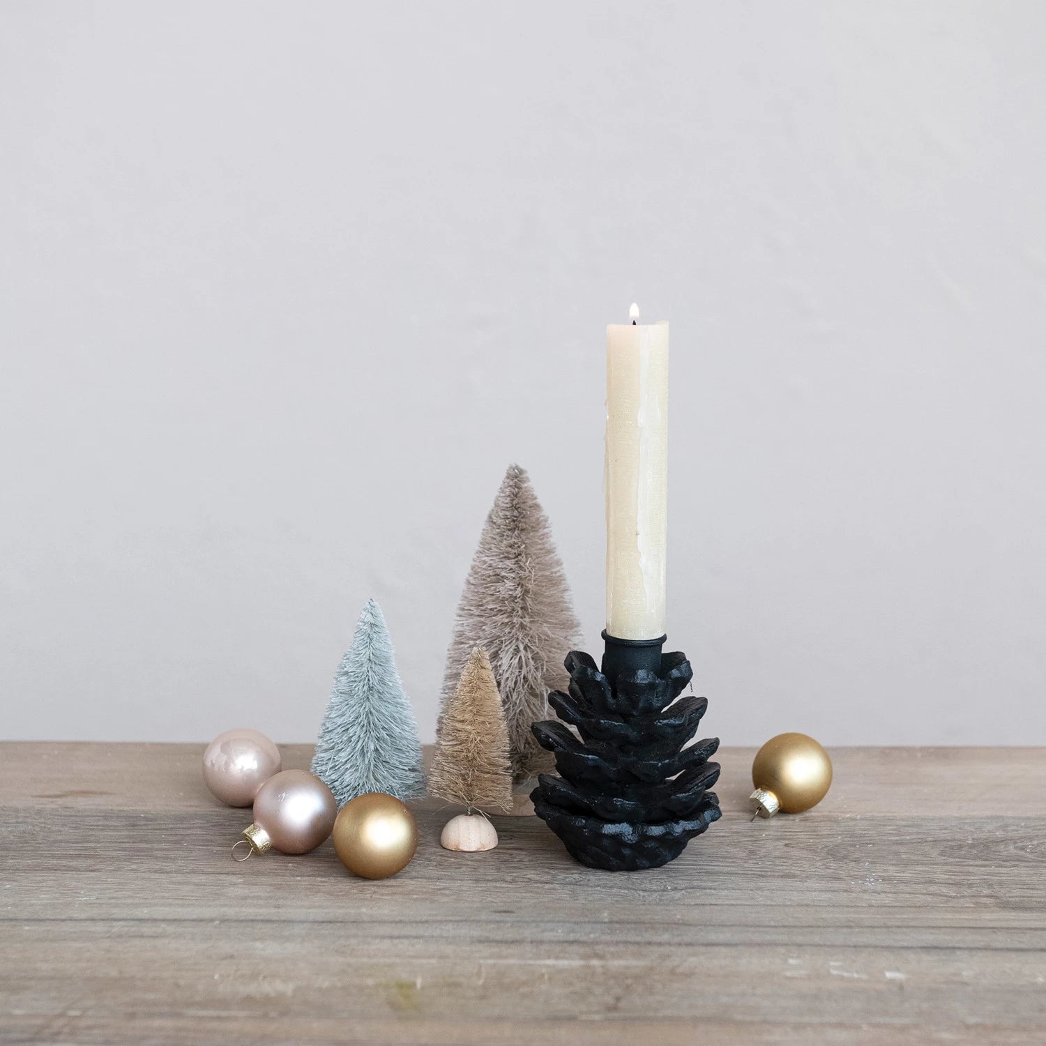 Vintage Cast Iron Pinecone Candle Holder - Rustic Home Decor for Table Centerpiece, Fireplace Mantel, and Wedding Decorations