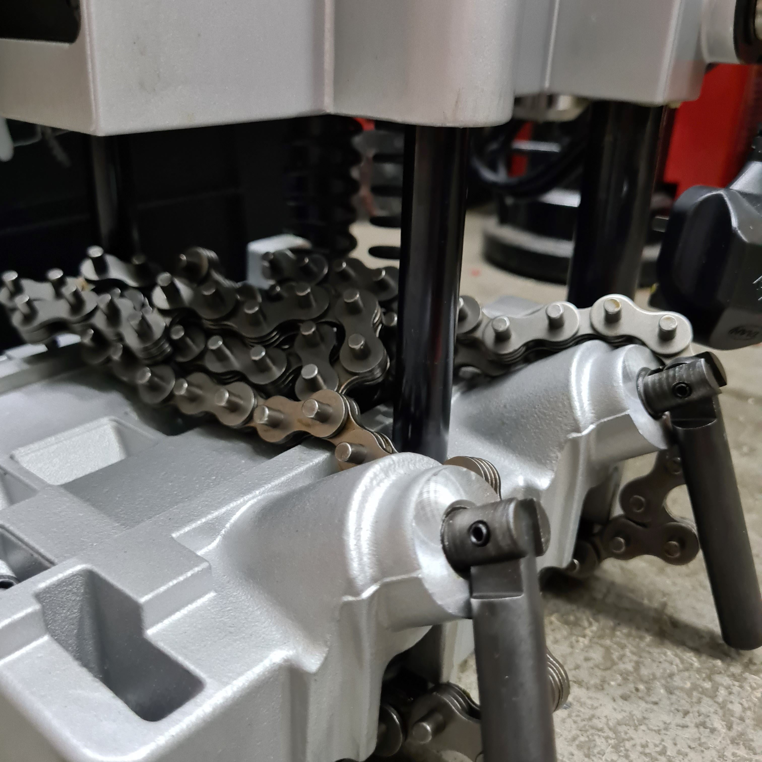 AGP 230V Chain Pipe Hole Cutting Drill - HC127 Model for Metalworking, Plumbing, and HVAC Installation