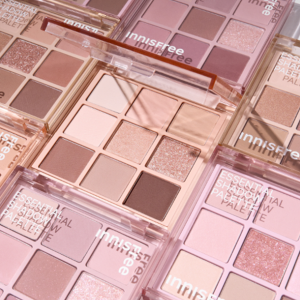 Innisfree Essential Eyeshadow Palette - 10 Natural Matte & Shimmer Shades for Everyday Makeup | Vegan & Cruelty-Free | Perfect for Day to Night Looks, Office & Party Makeup
