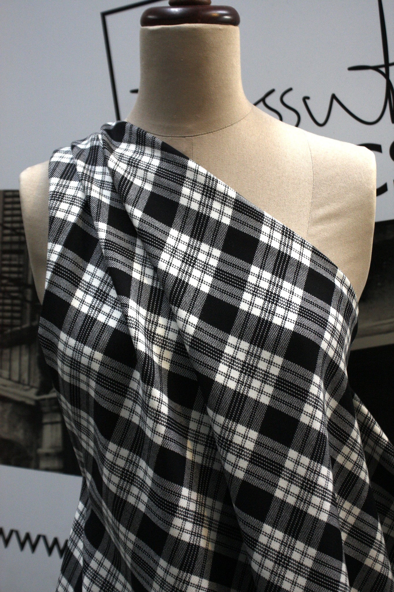 Bellini Tartan Plaid Scarf - Soft Wool Blend Wrap for Women & Men - Perfect for Fall, Winter & Holiday Outfits