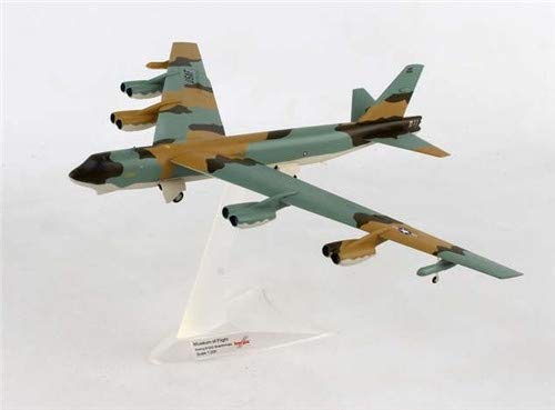 1/200 Scale Diecast Boeing B-52G Strategic Bomber - USAF Andersen Air Base Model Aircraft | Collectible Military Plane for Display & Aviation Enthusiasts
