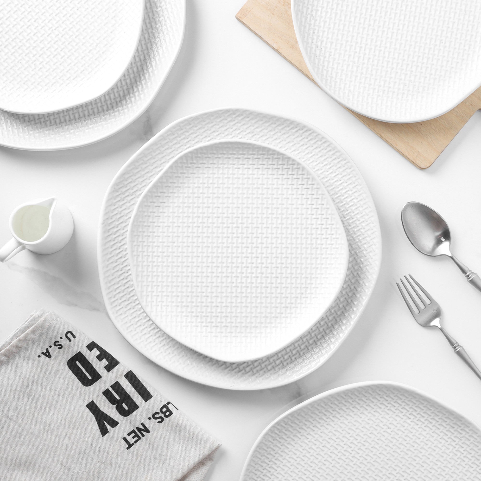 Premium Stoneware Dinner Plates - Set of 4 White Ceramic Plates for Everyday Use, Microwave & Dishwasher Safe - Elegant Dinnerware for Home, Restaurant & Special Occasions