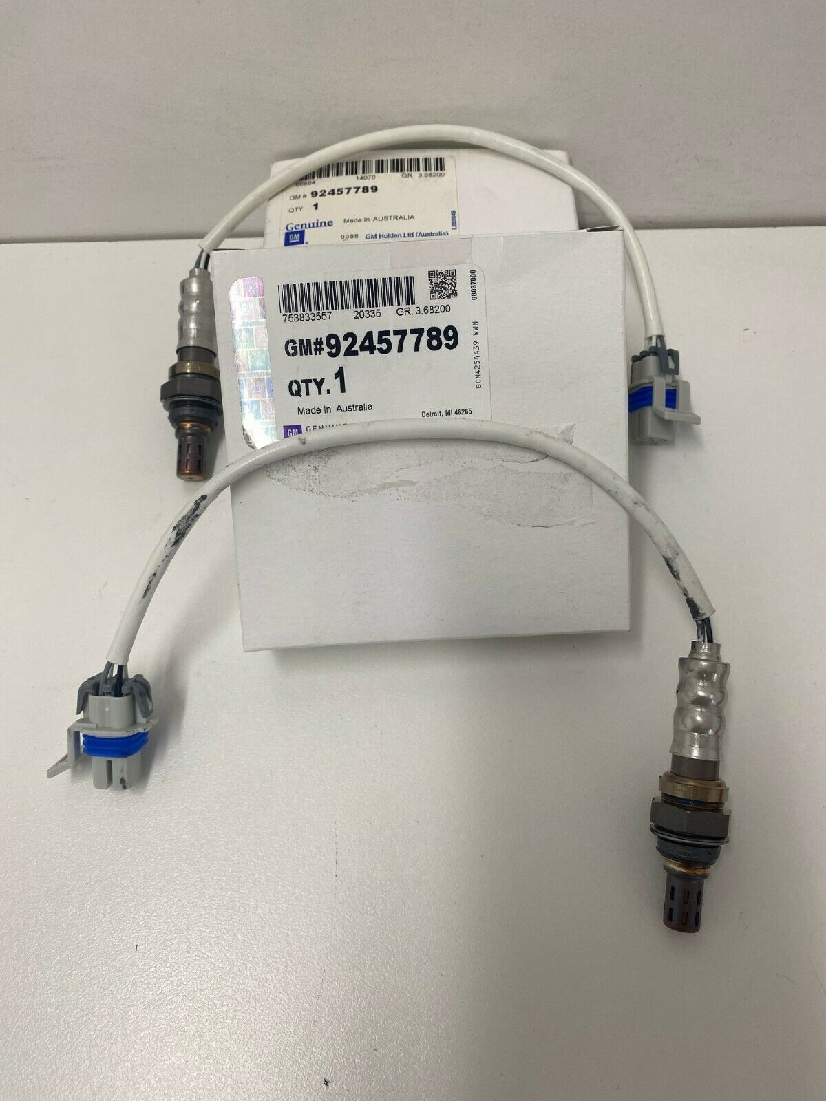 Genuine Holden VF WN V8 LSA Supercharged Rear Oxygen Sensor Pair 92457789 - Compatible with Commodore SSV Redline & HSV Models - Improve Engine Performance & Fuel Efficiency