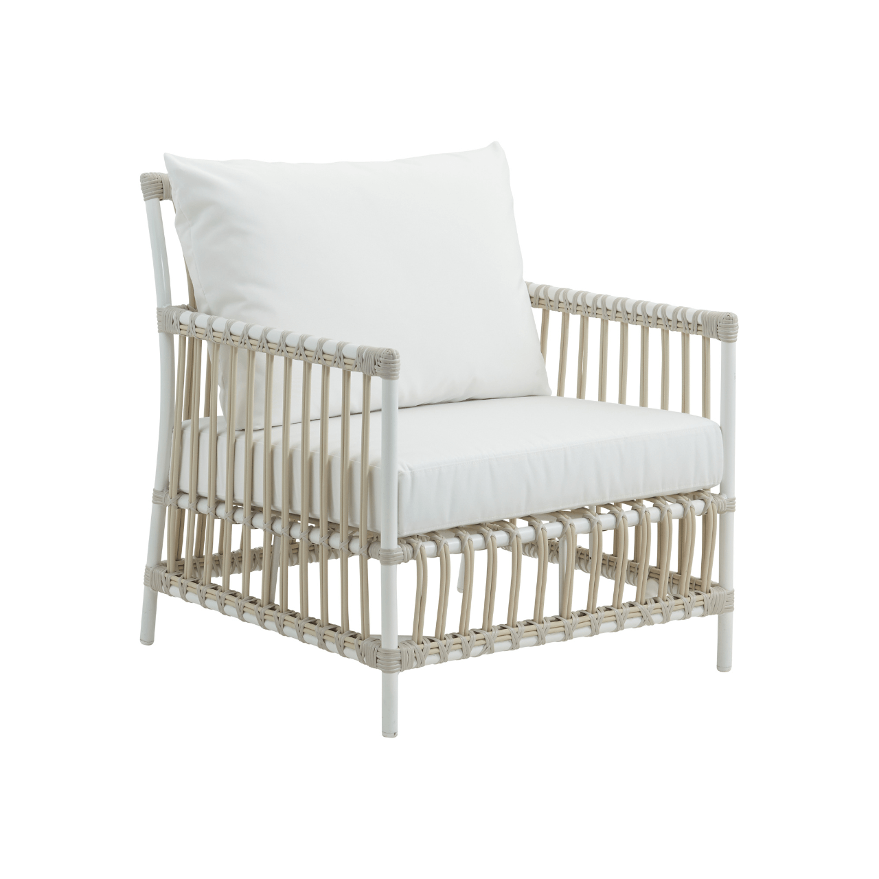 Premium Caroline Outdoor Lounge Chair - Weather-Resistant Patio Furniture for Relaxing in Garden, Poolside & Backyard - Comfortable & Durable Design