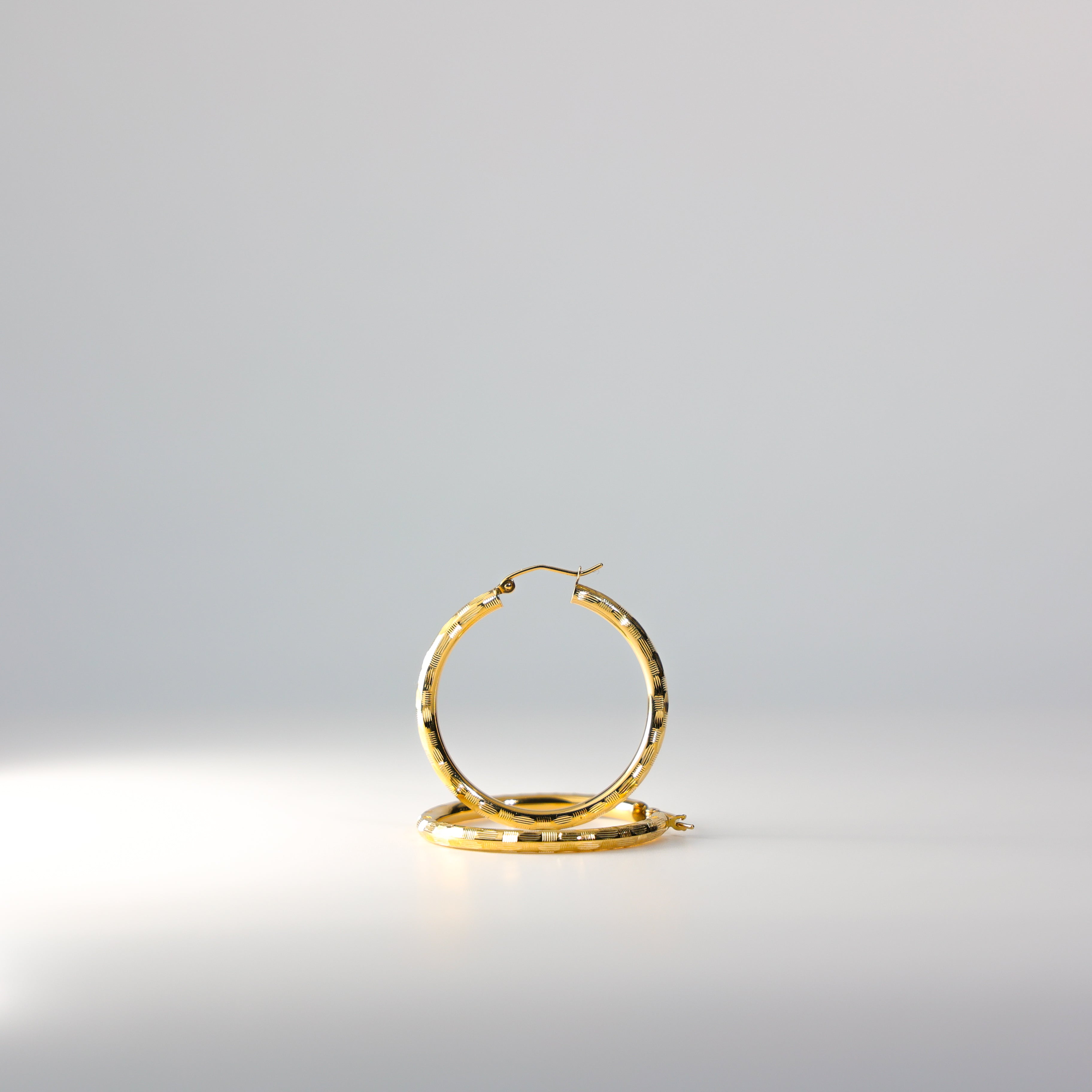 14K Gold Diamond Cut Hoop Earrings 30mm Wide - Classic Dangle Earrings for Women | Perfect for Parties, Weddings & Everyday Elegance (Model 1014)