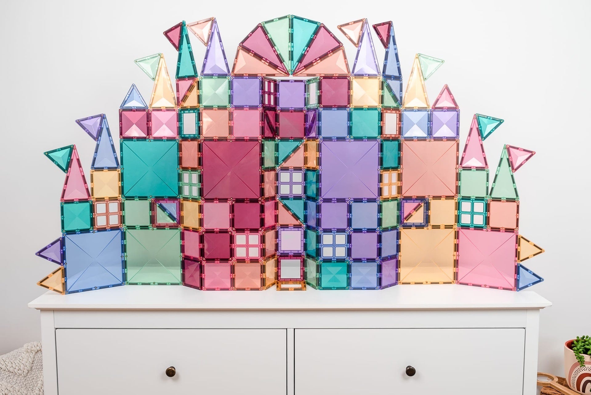 Connetix Magnetic Tiles Pastel 120-Piece Set - STEM Educational Building Blocks for Kids, Creative Construction Toys for Indoor Play & Learning Activities