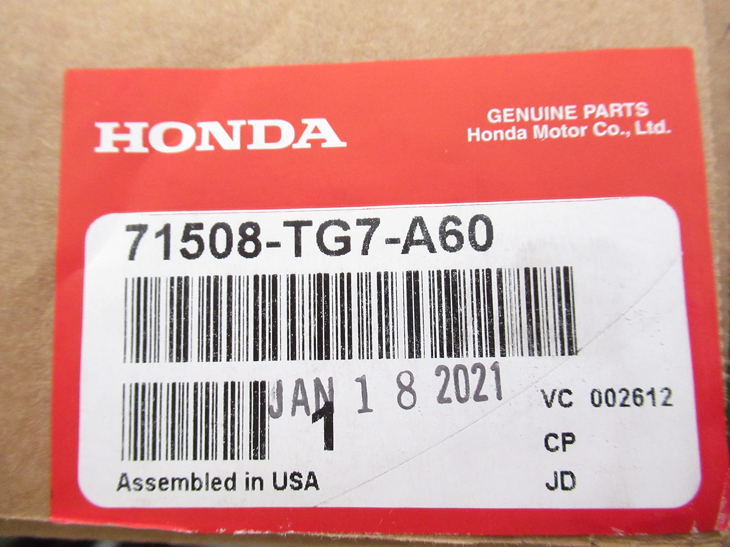 Genuine Honda Rear Bumper Garnish & Hitch Cover - Perfect for Honda Vehicles, Replacement & Protection for Rear Bumper (Great for Off-Roading, Towing & Everyday Driving)