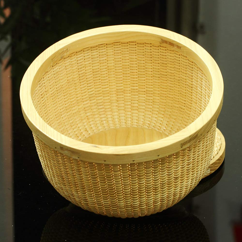 Stylish Rattan Lidded Storage Basket - Handwoven Circular Organizer for Home Decor, Sewing Kits & Craft Supplies | Perfect for Living Room, Bedroom & Craft Room Organization
