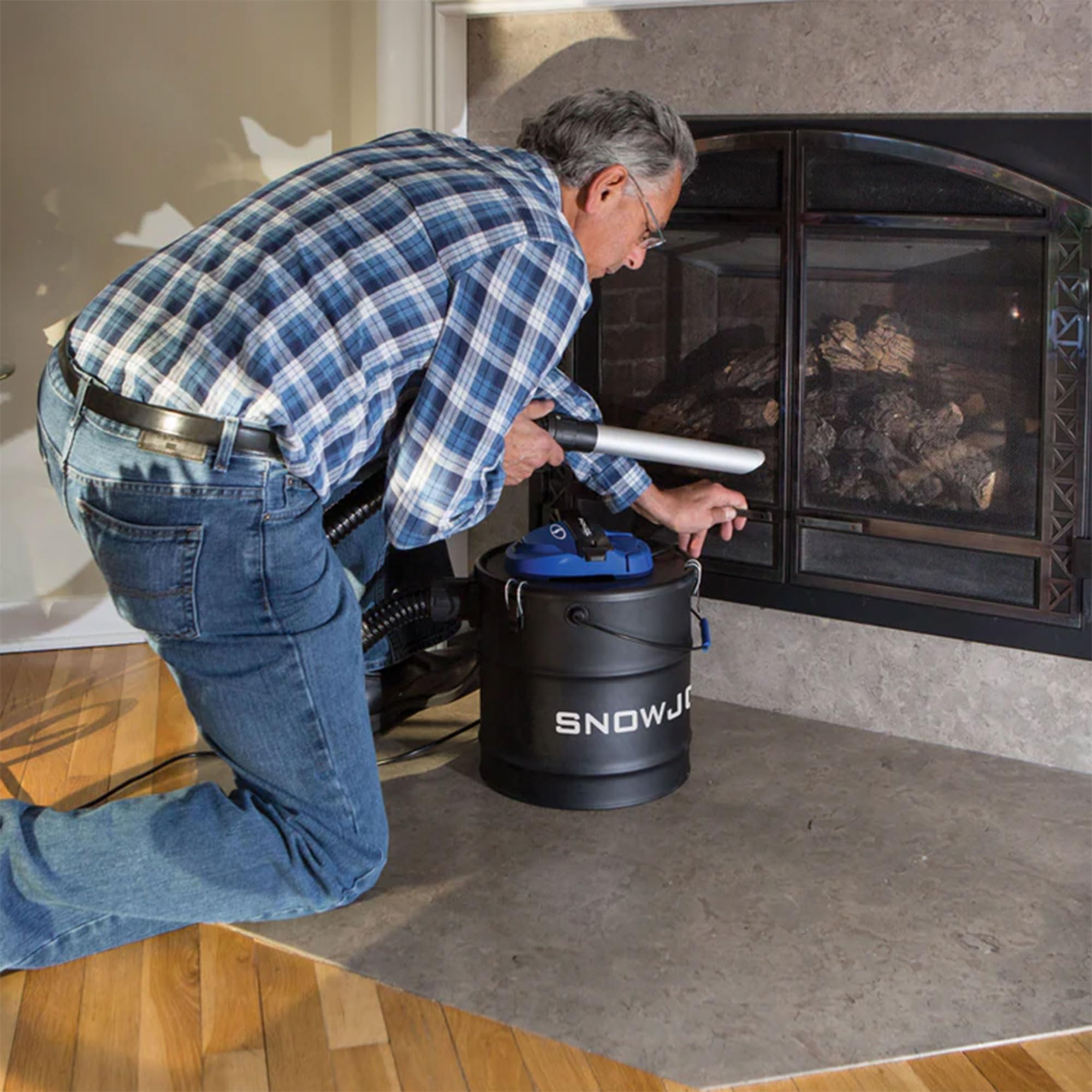 Snow Joe ASHJ201 4.8 Gallon Bagless Ash Vacuum Cleaner | Metal Canister Fireplace Cleaner | Black | Ideal for Fireplace, Wood Stove & BBQ Grill Ash Removal
