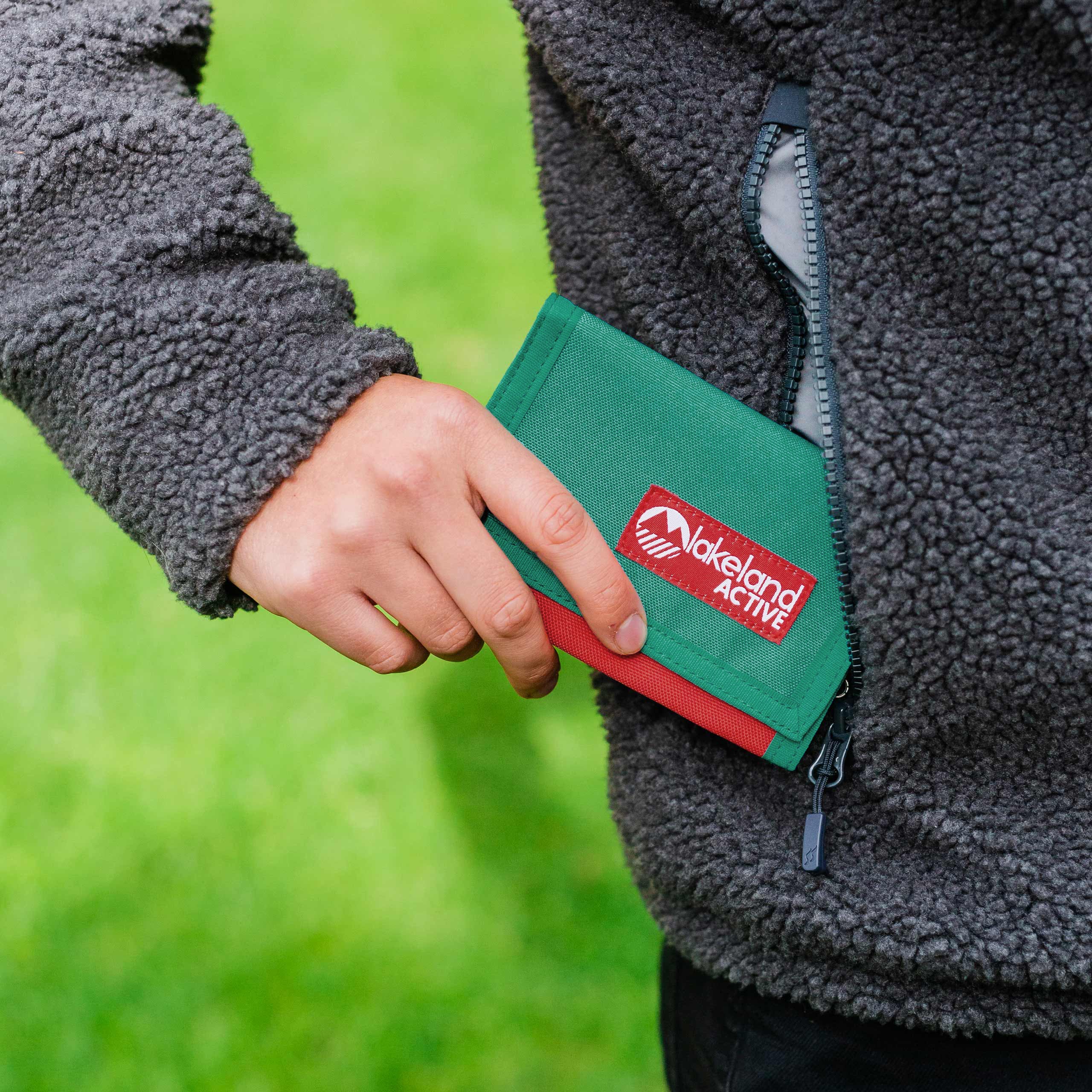 Stowbank Trifold Canvas Wallet - Colorblock Design Slim RFID Blocking Wallet for Men | Perfect for Travel, Business & Everyday Use