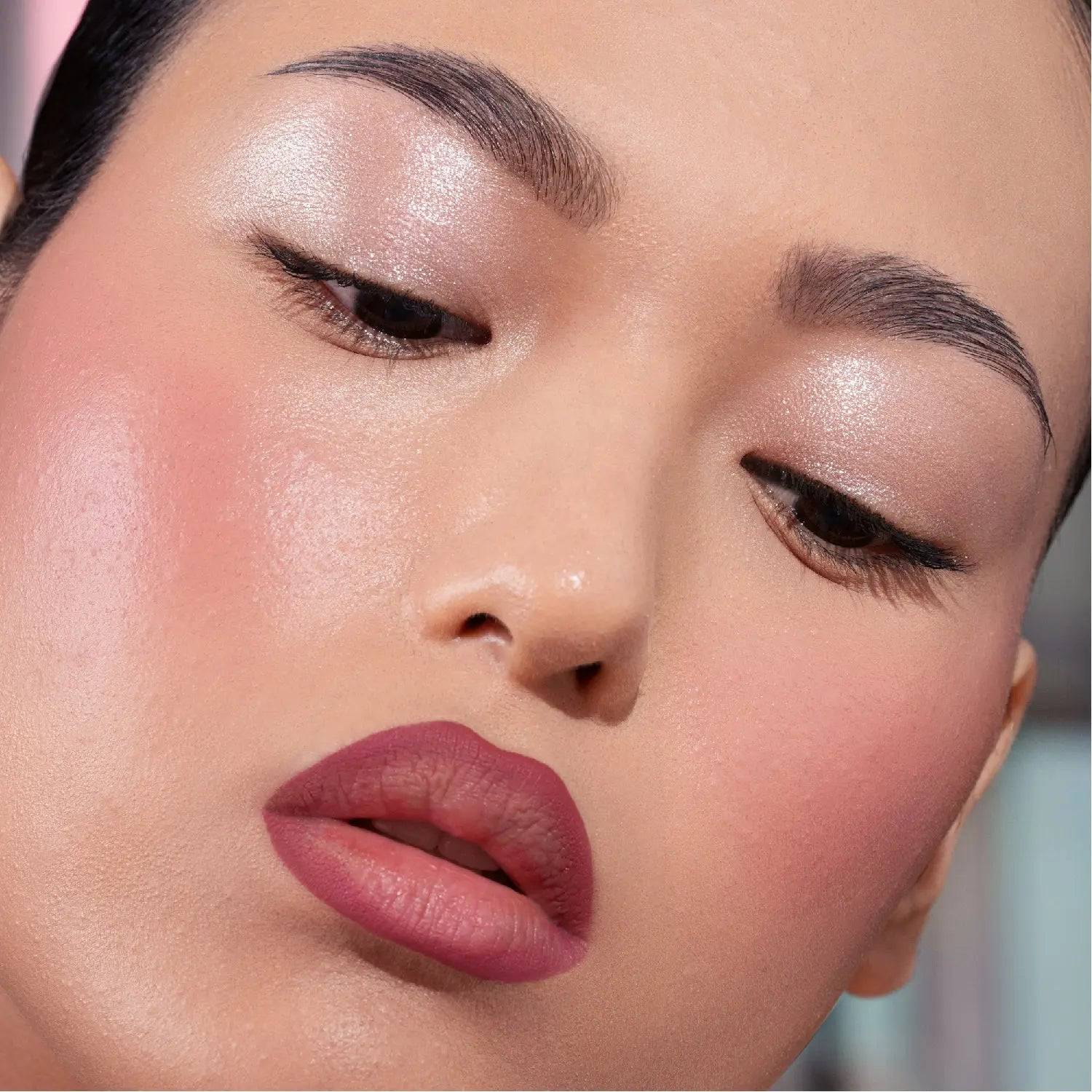 Berry Pop Lip Crayon - Long Lasting Matte Lipstick for Women, Vegan & Cruelty Free - Perfect for Everyday Wear, Date Night & Special Occasions