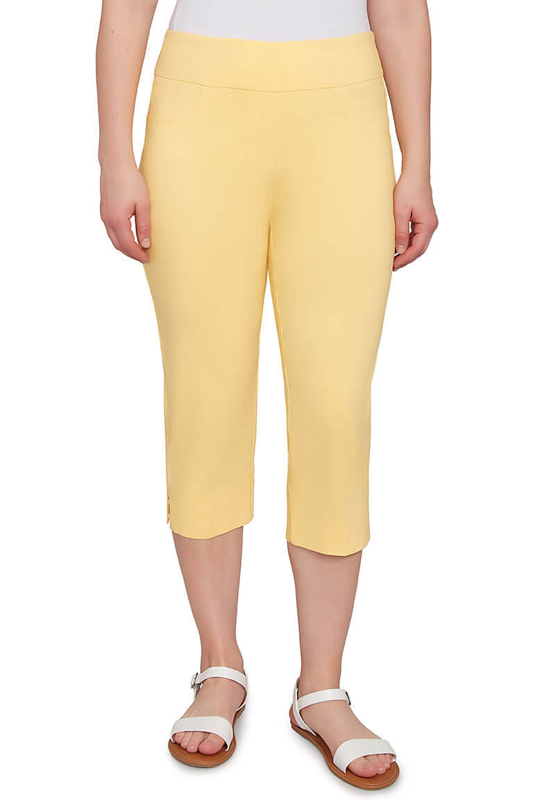 Women's Stretchy Pull-On Lattice Hem Capri Pants - Comfortable Casual Summer Cropped Pants for Work, Travel & Everyday Wear