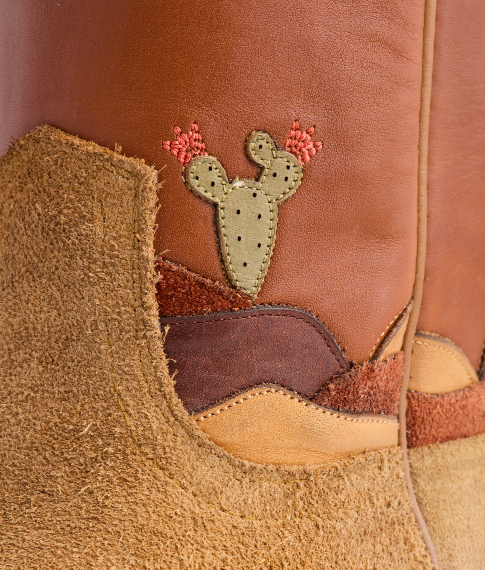 Women's Desert Sandals - Comfortable & Stylish Summer Beach Shoes for Walking, Travel, and Outdoor Adventures