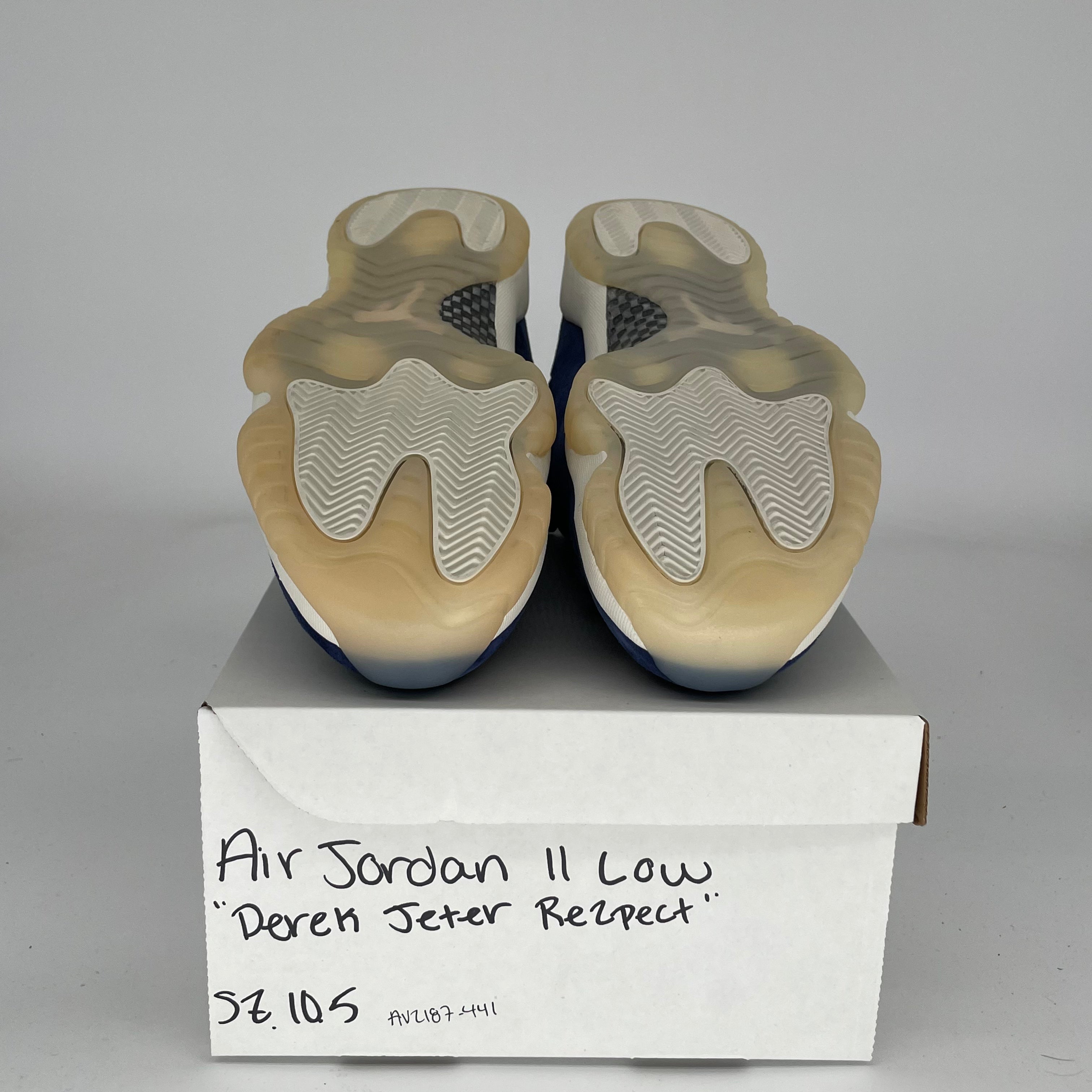 AIR JORDAN 11 LOW DEREK JETER RE2PECT Men's Basketball Shoes Size 10.5 White/Black/Red AV2187-441 - Perfect for Casual Wear, Sports & Sneaker Collectors