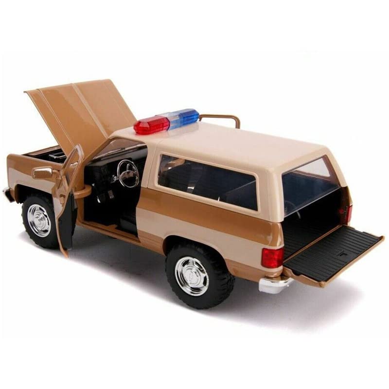 Jada Toys 1/24 Scale 1980 Chevrolet K5 Blazer Police Diecast Model Car with Badge - Collectible Pre-Built Truck for Display & Gifts