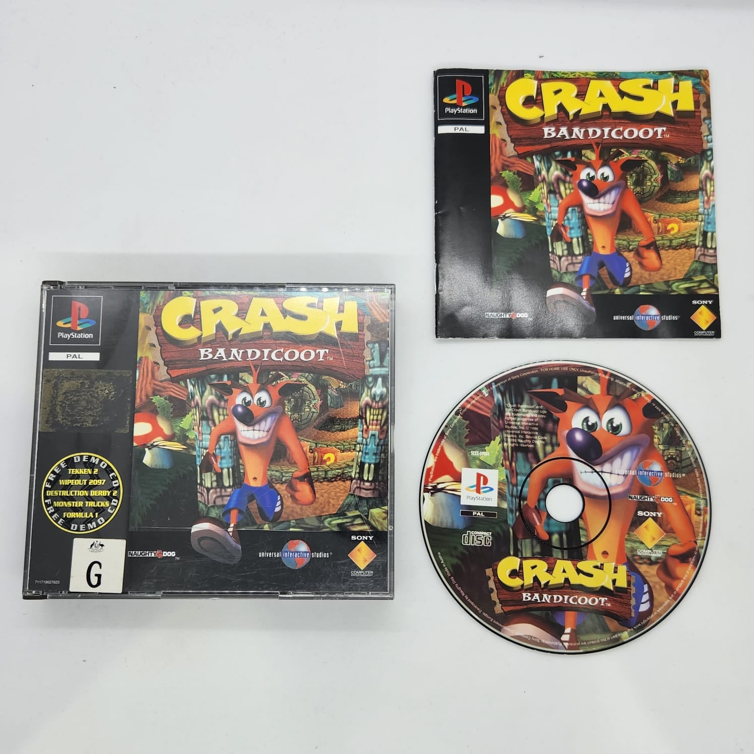 Original Crash Bandicoot PS1 Game for Playstation 1 - Complete with Manual (PAL Version) - Perfect for Retro Gaming Collectors & Nostalgic Playstation Fans