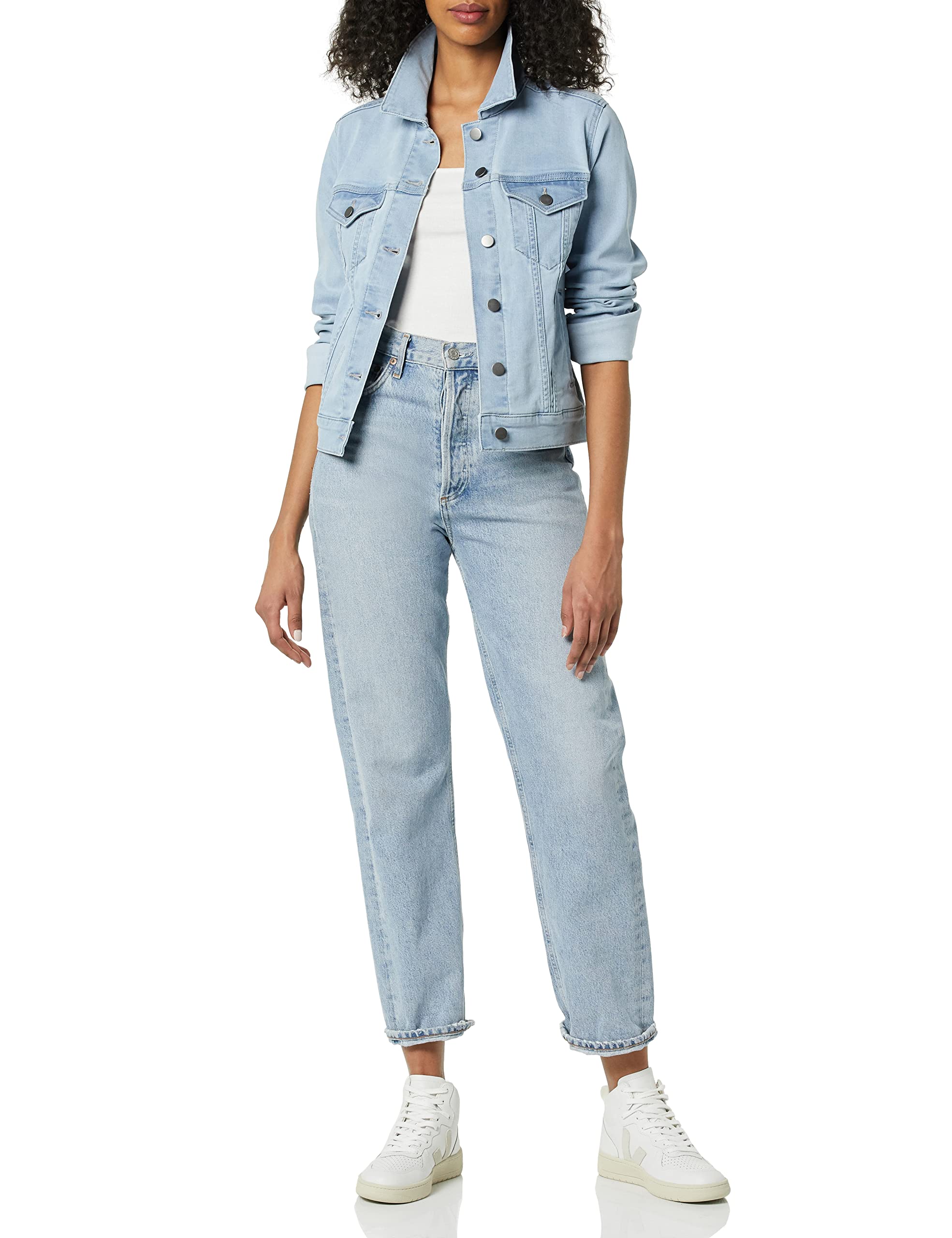 Amazon Essentials Women's Denim Jacket - Plus Size & Regular Fit Casual Outerwear for Everyday Wear, Date Night & Fall Layering