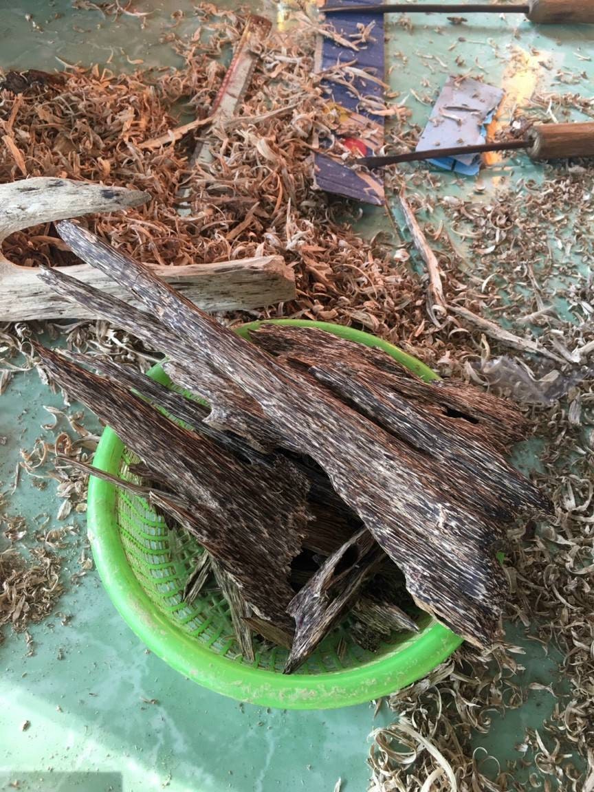 Premium Wild Agarwood Chips Incense - 100% Natural Aloeswood Grade A+++ (50g) | Directly Sourced from Quang Nam, Vietnam | Perfect for Meditation, Aromatherapy & Spiritual Ceremonies
